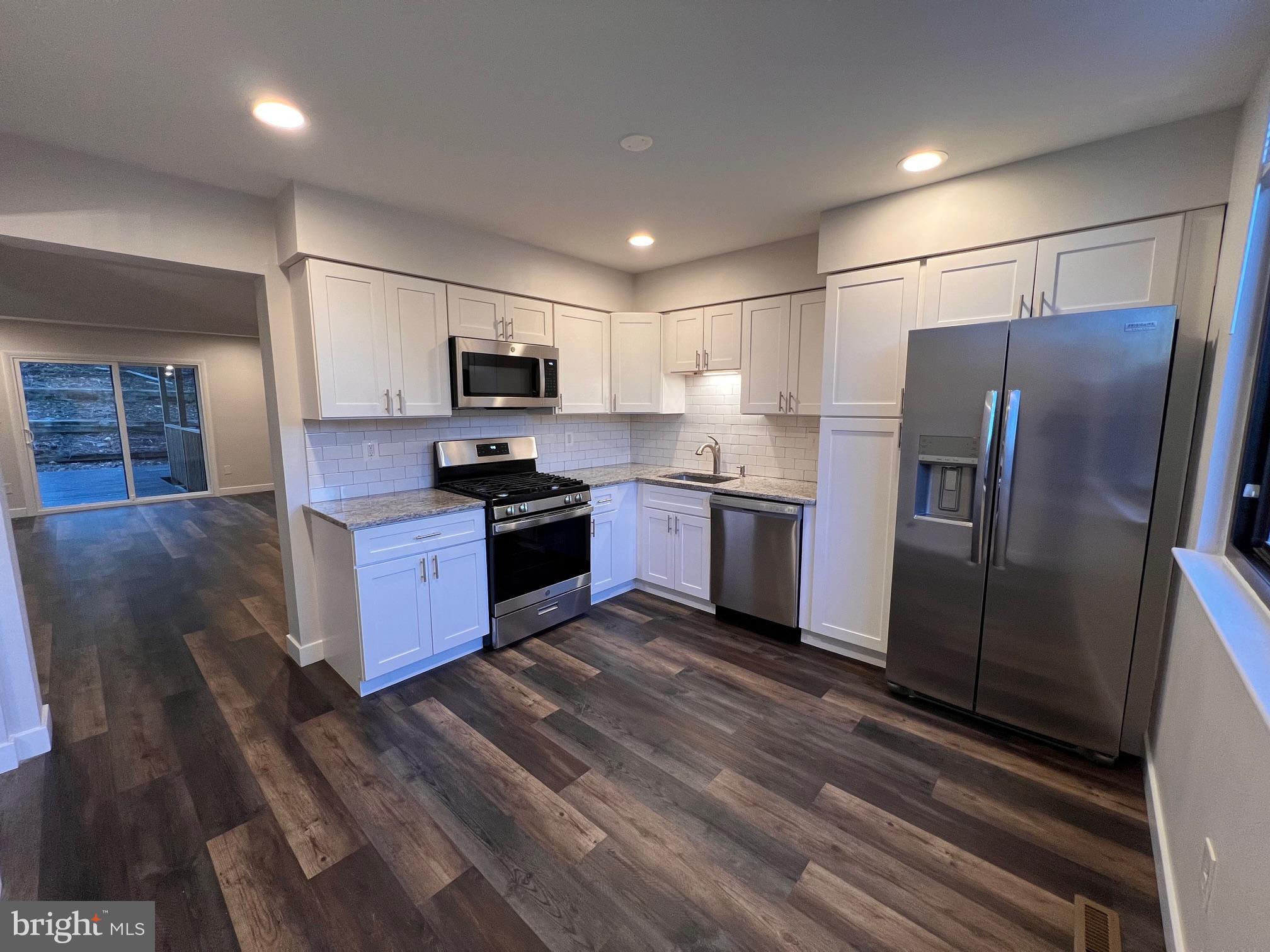 DONCASTER VILLAGE - Residential