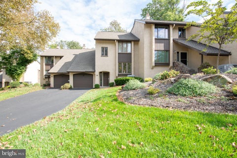 Townhouse For Sale - 79 Golf Club Drive<br/> LANGHORNE, PA 19047
