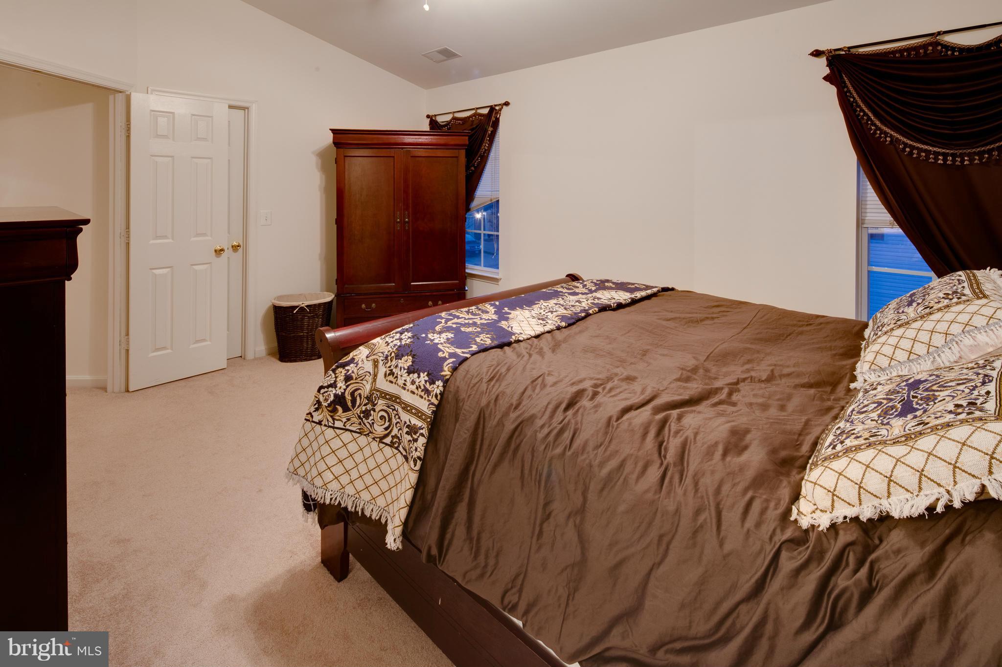 POTOMAC STATION - Residential