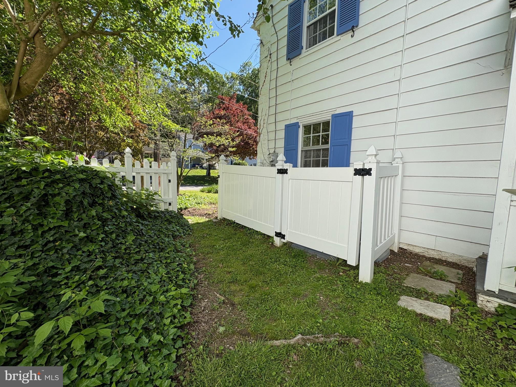 OLD WYNCOTE - Residential