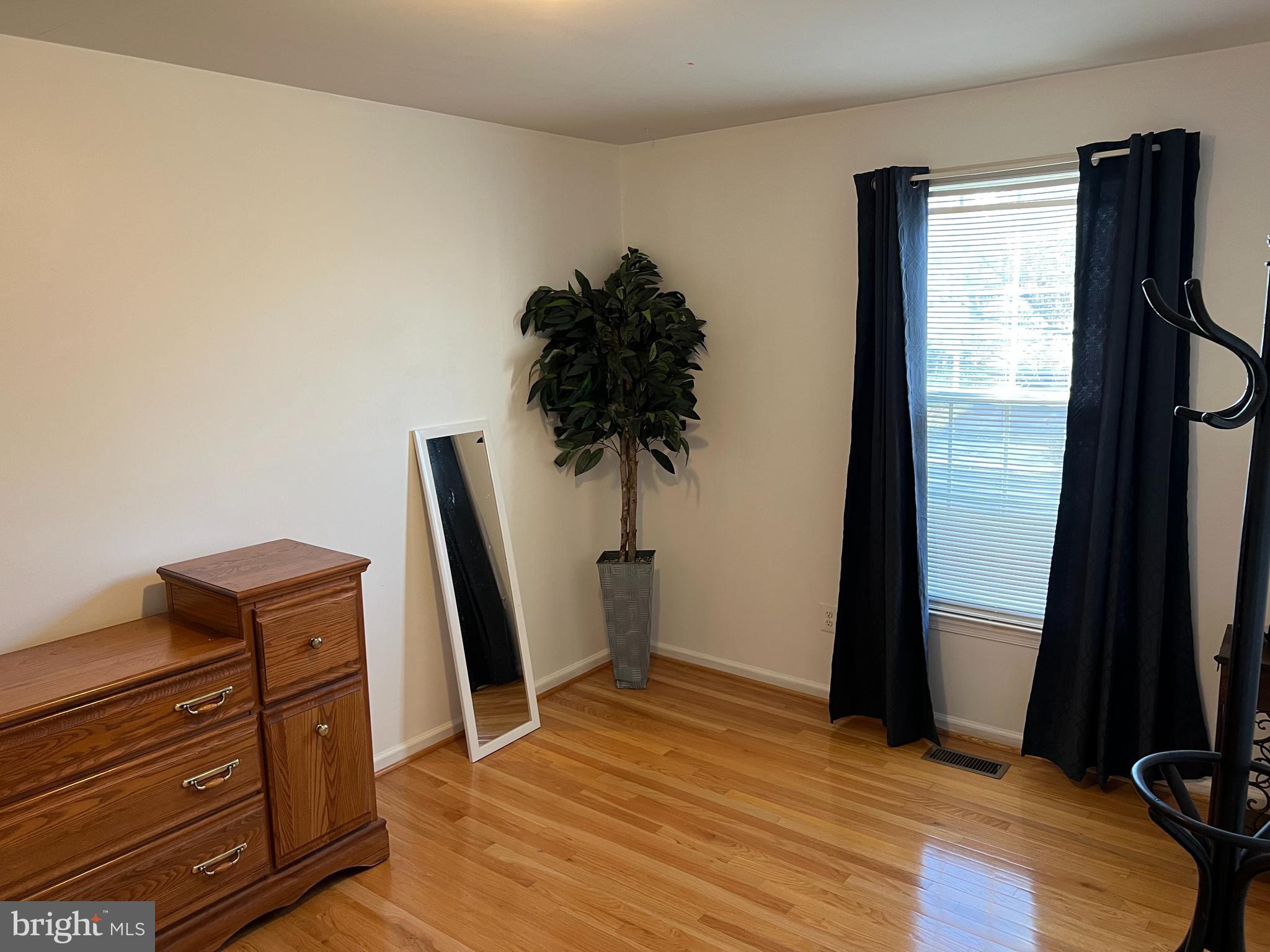 BELMONT RIDGE - Residential Lease