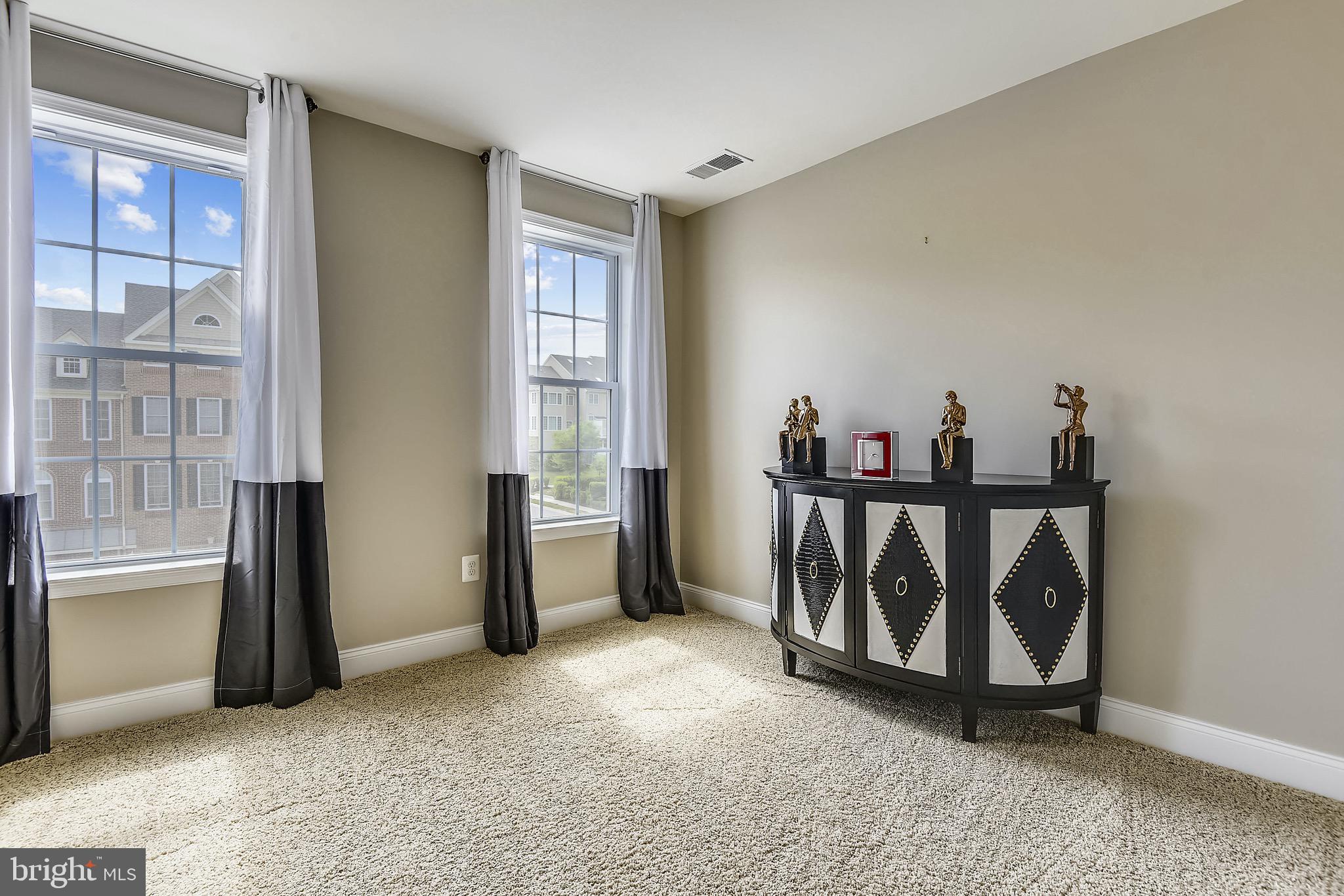 ARUNDEL FOREST - Residential