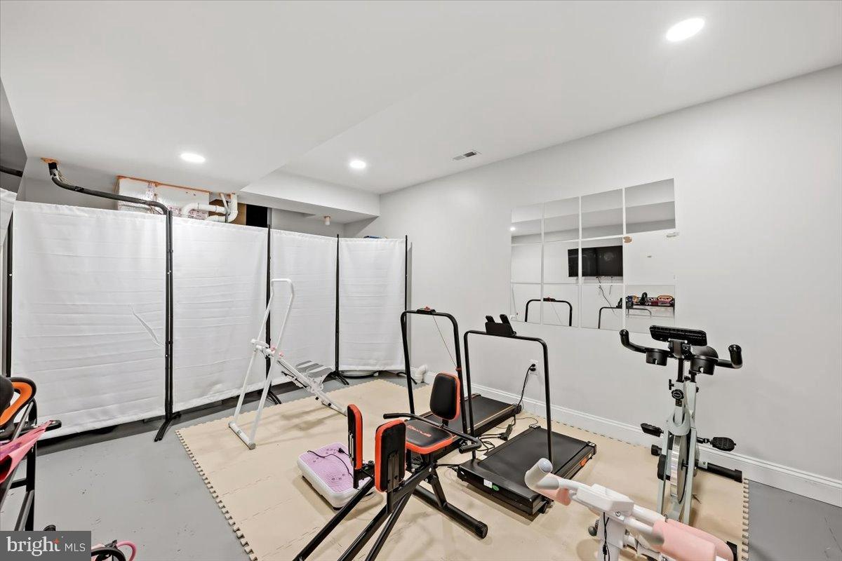 SALISBURY TWP - Residential