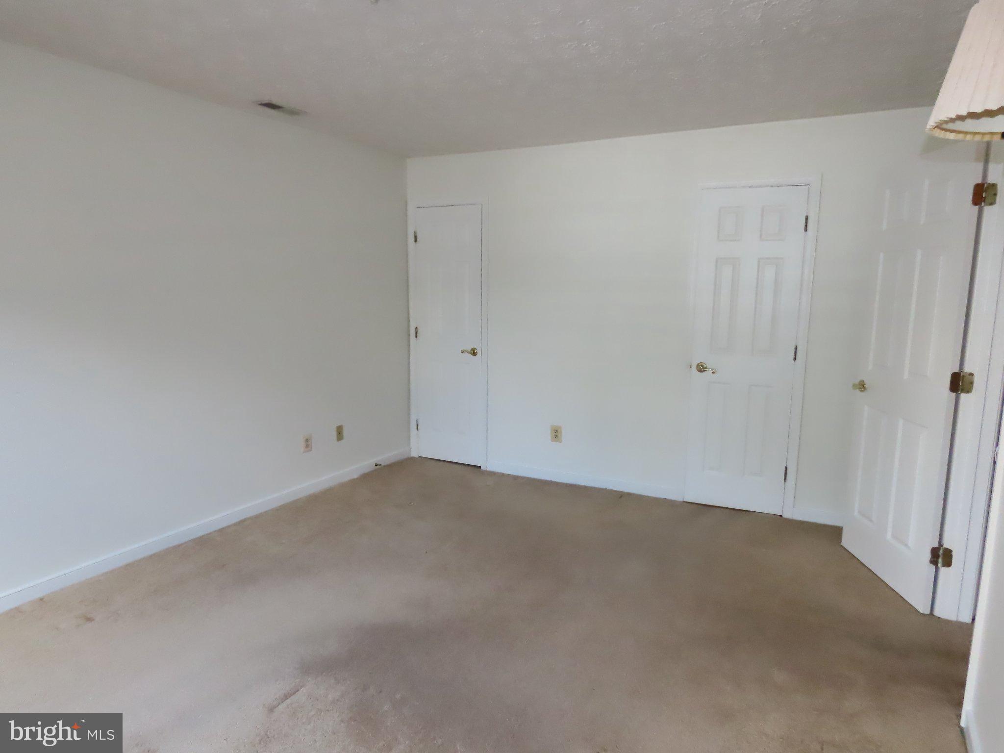 POND CONDOMINIUMS - Residential