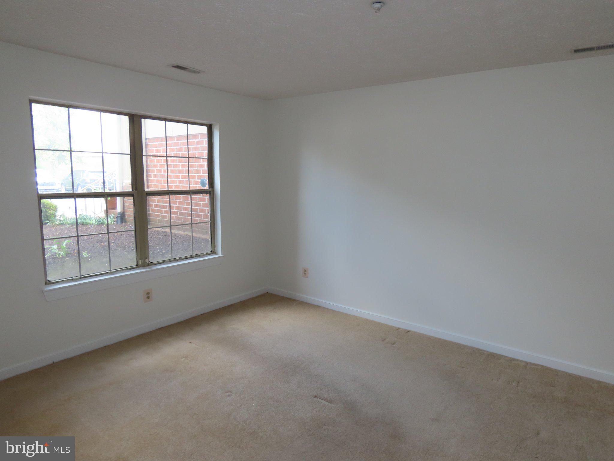 POND CONDOMINIUMS - Residential