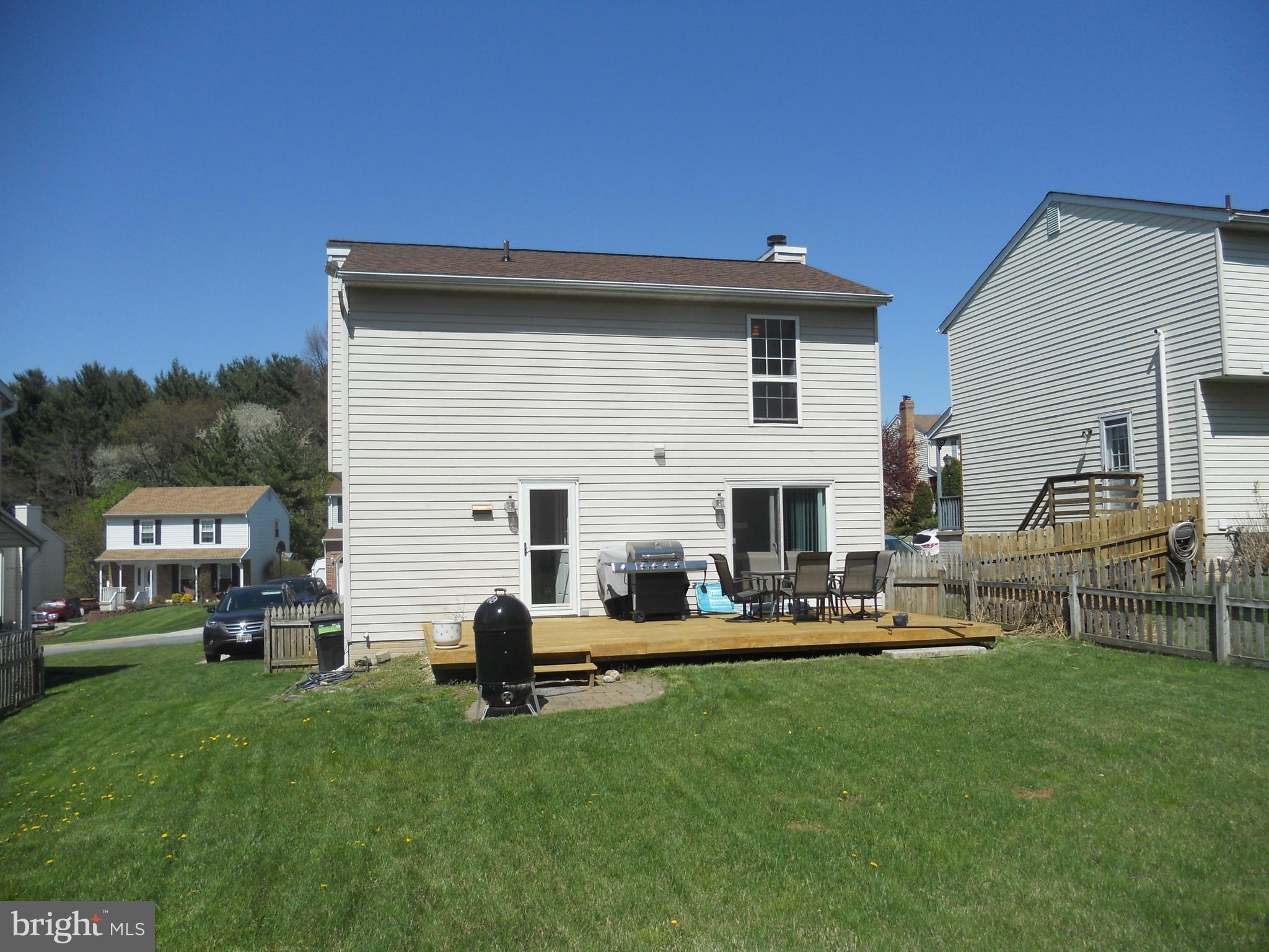 SMALL CROSSINGS - Residential