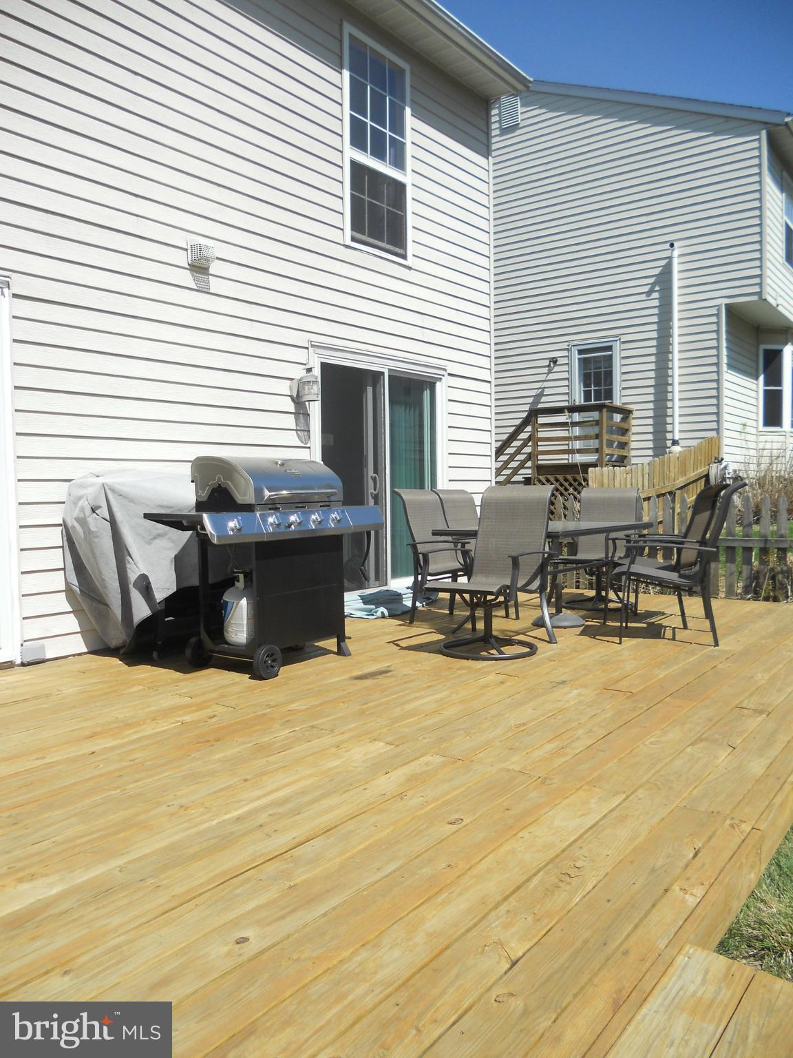 SMALL CROSSINGS - Residential