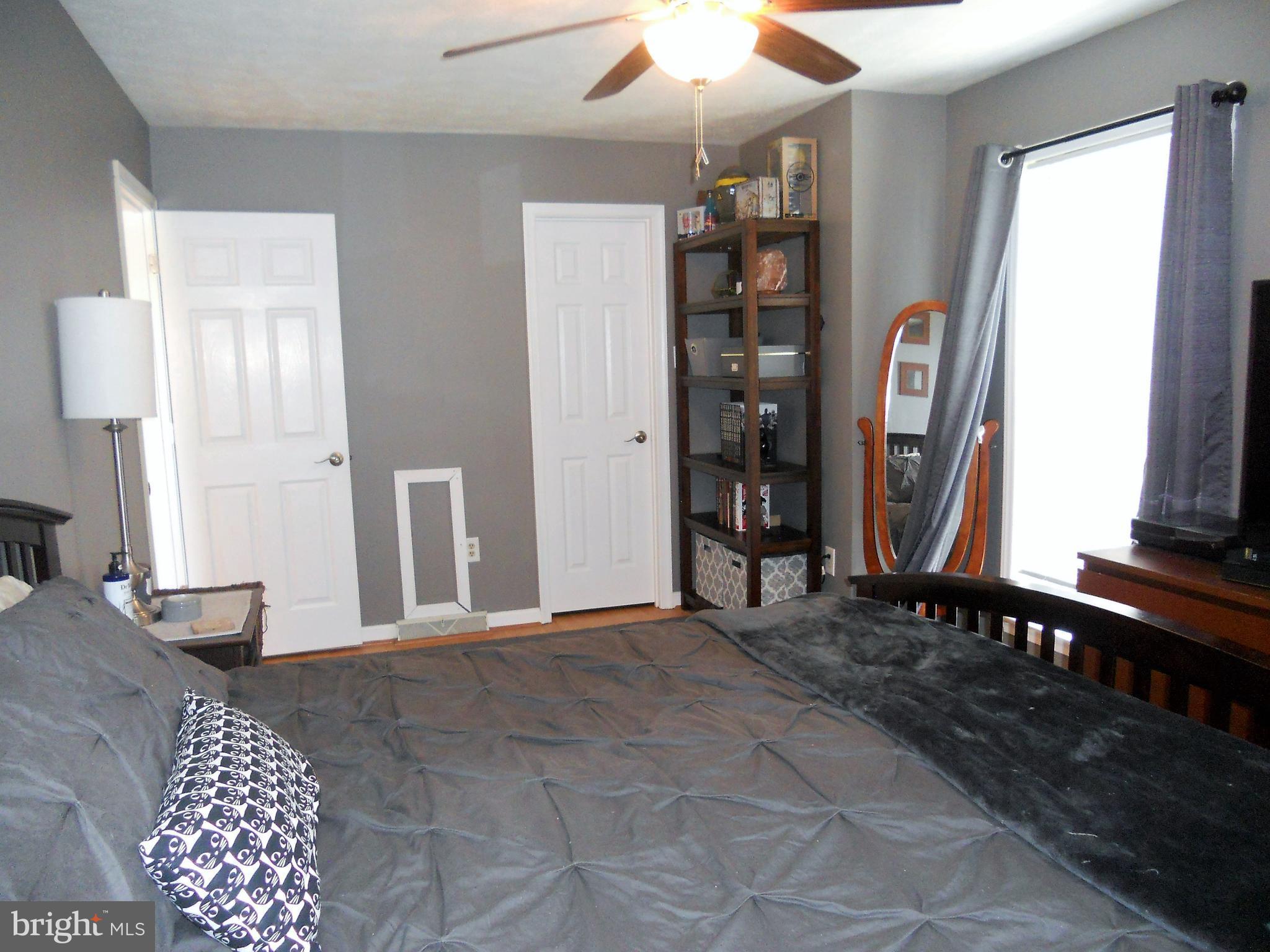 SMALL CROSSINGS - Residential