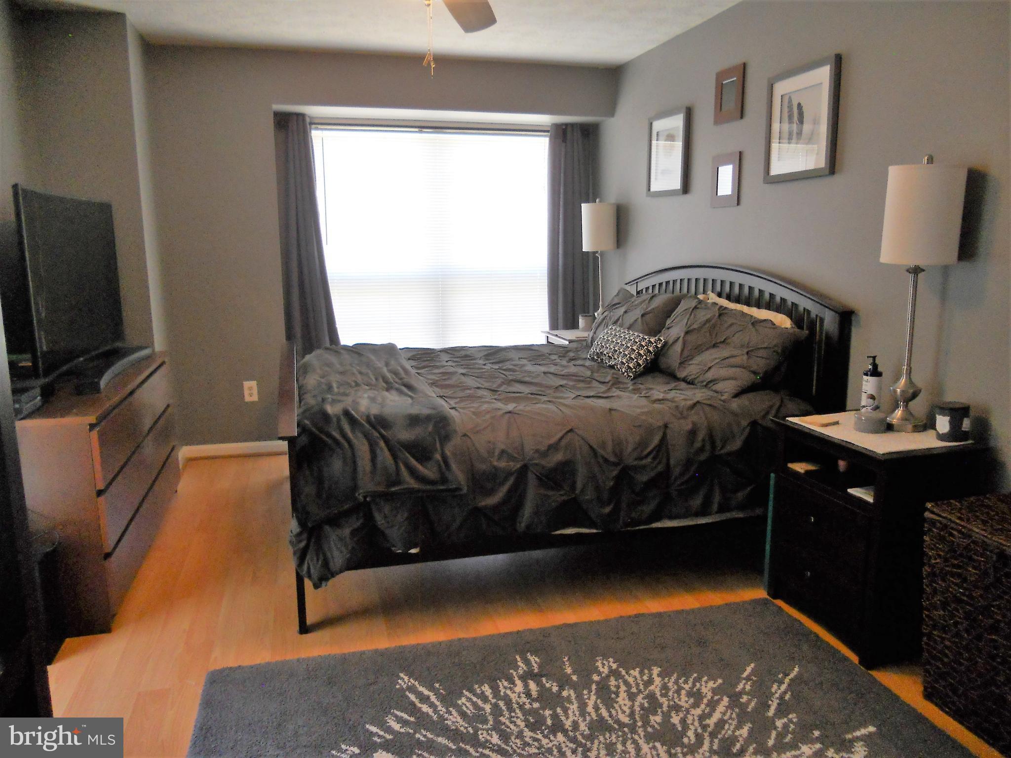 SMALL CROSSINGS - Residential