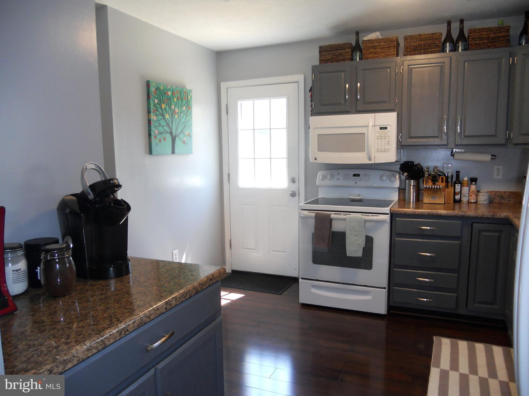 SMALL CROSSINGS - Residential