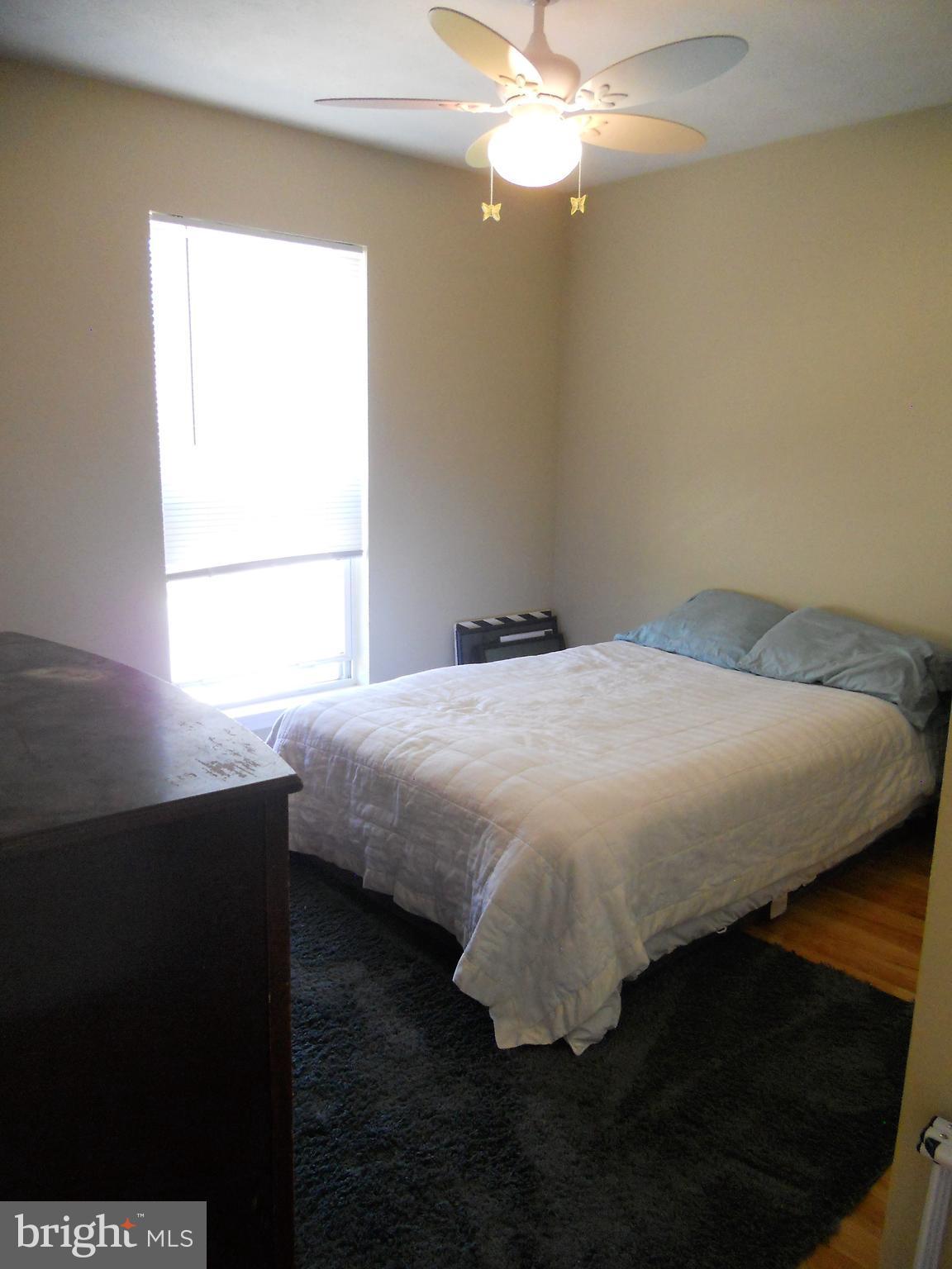 SMALL CROSSINGS - Residential