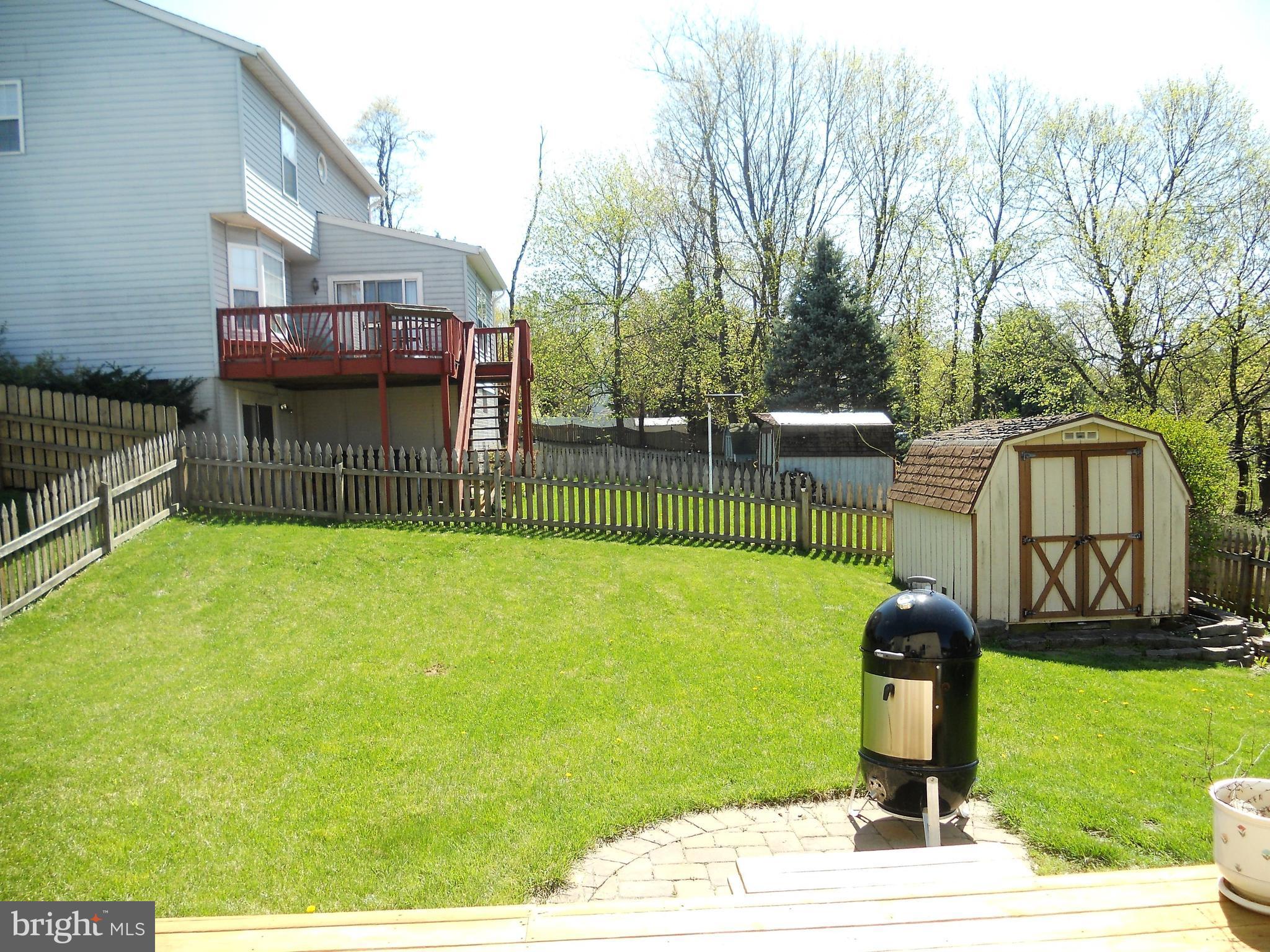 SMALL CROSSINGS - Residential