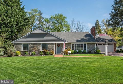 309 BELLEVUE AVENUE HADDONFIELD NJ 08033