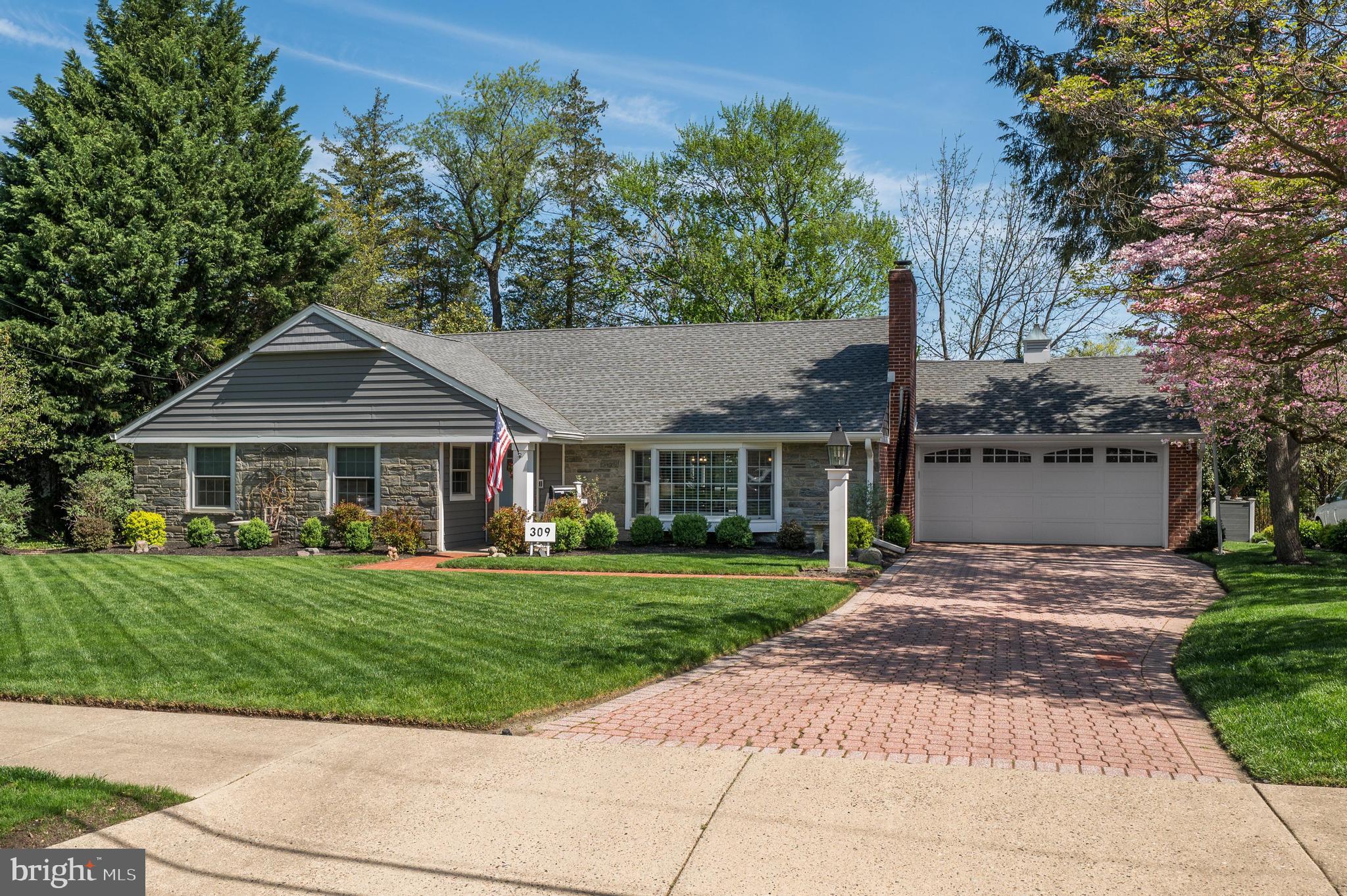 309 BELLEVUE AVENUE