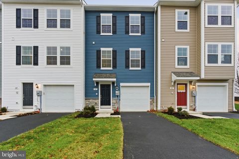 143 HOMESTEAD DRIVE HANOVER PA 17331