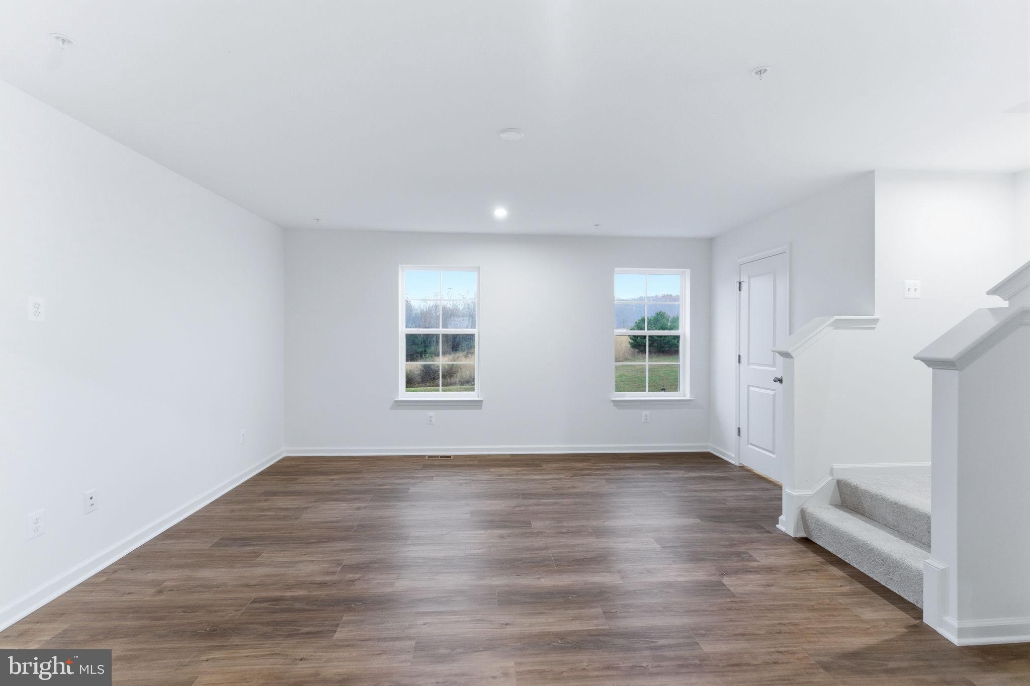 HOMESTEAD ACRES - Residential