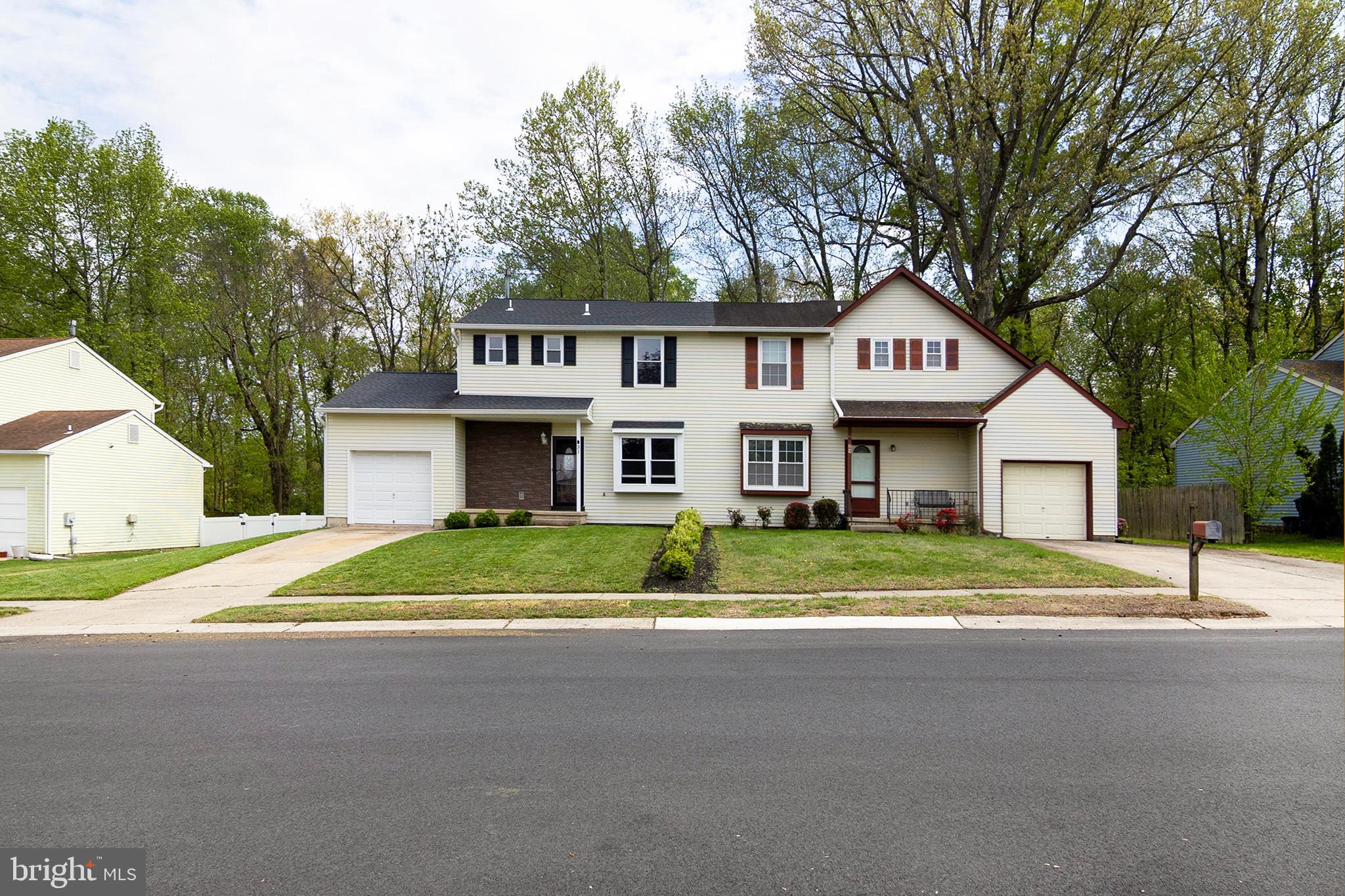 31 BRAMBLING LANE