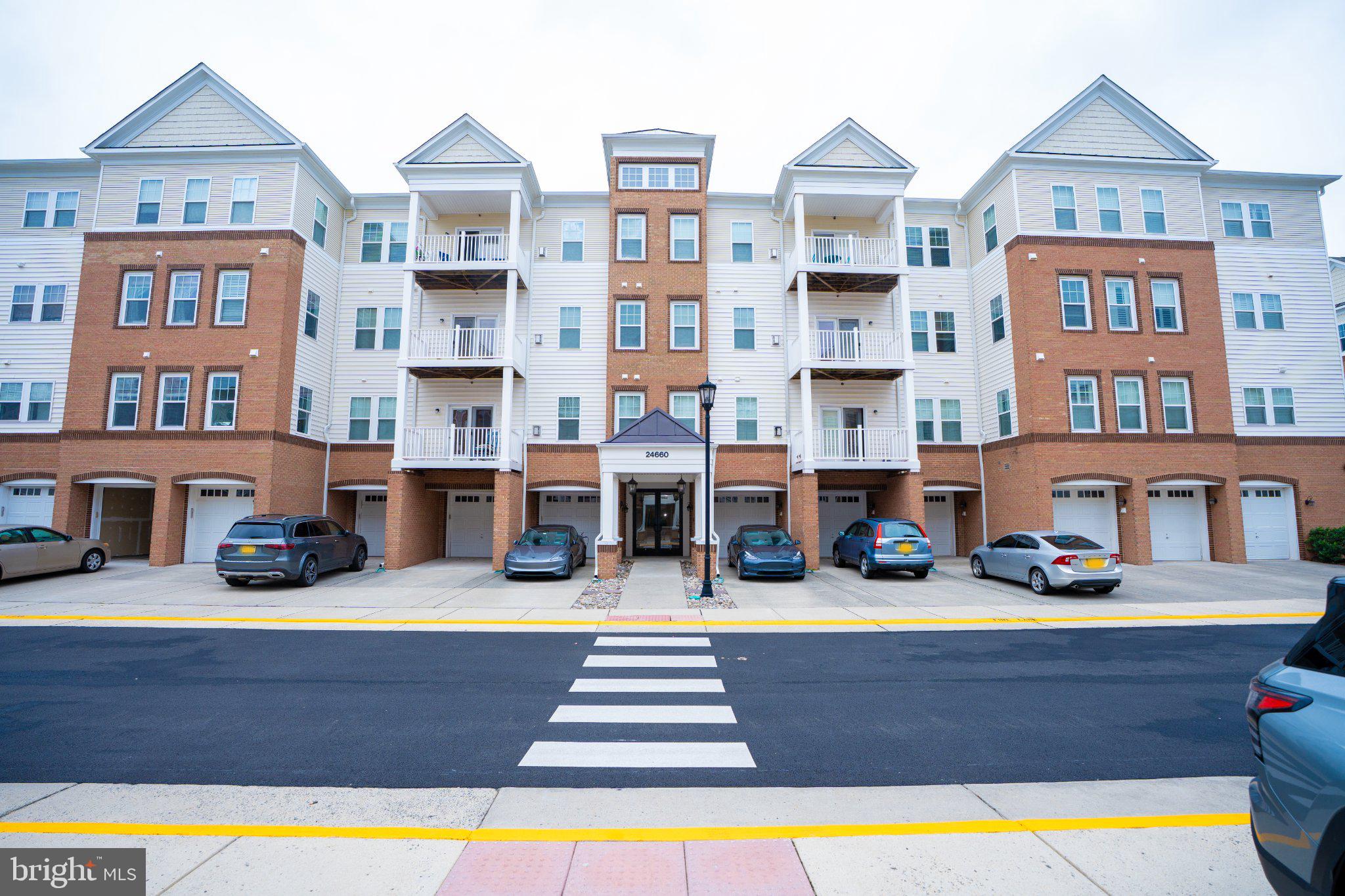 24660 WOOLLY MAMMOTH TERRACE 201