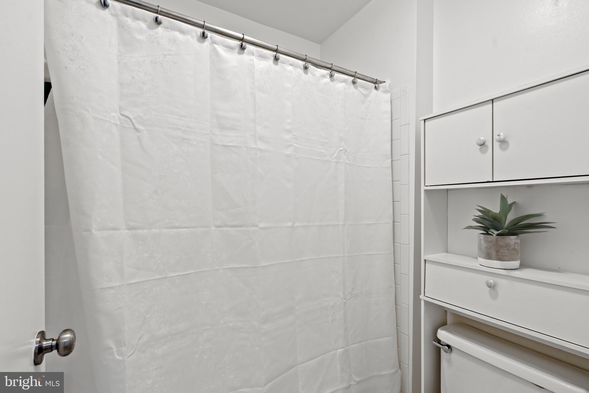 THE COVE - Residential