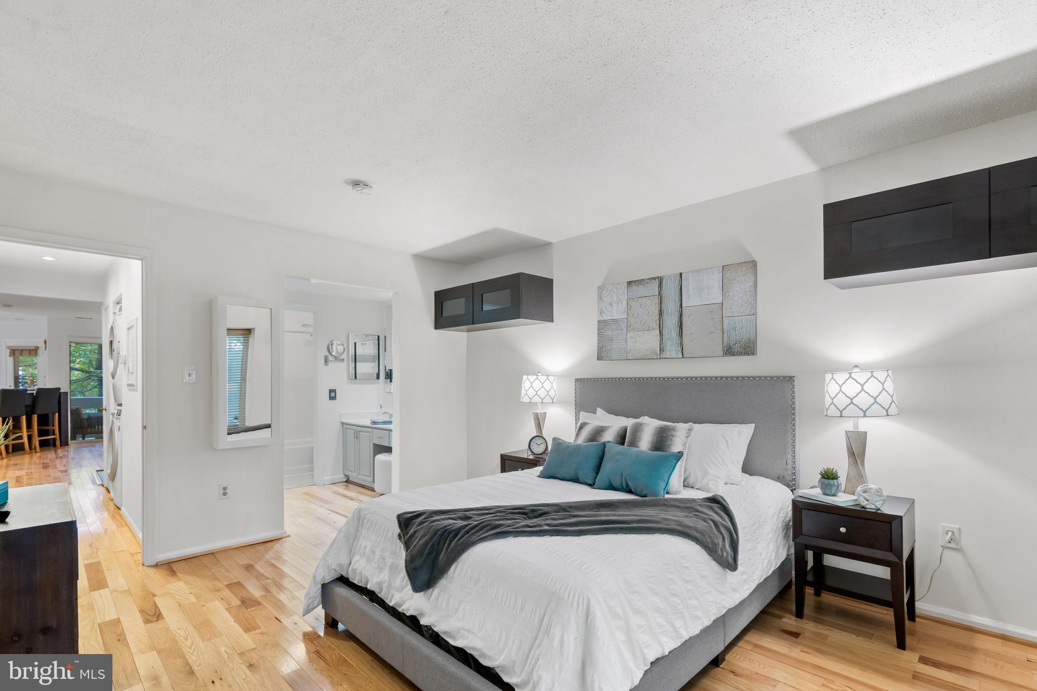 THE COVE - Residential