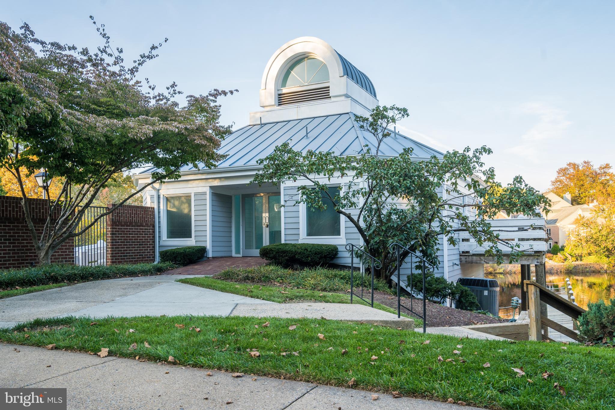 THE COVE - Residential