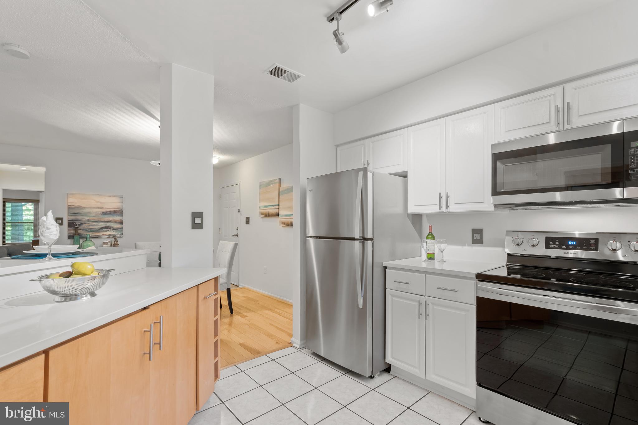 THE COVE - Residential