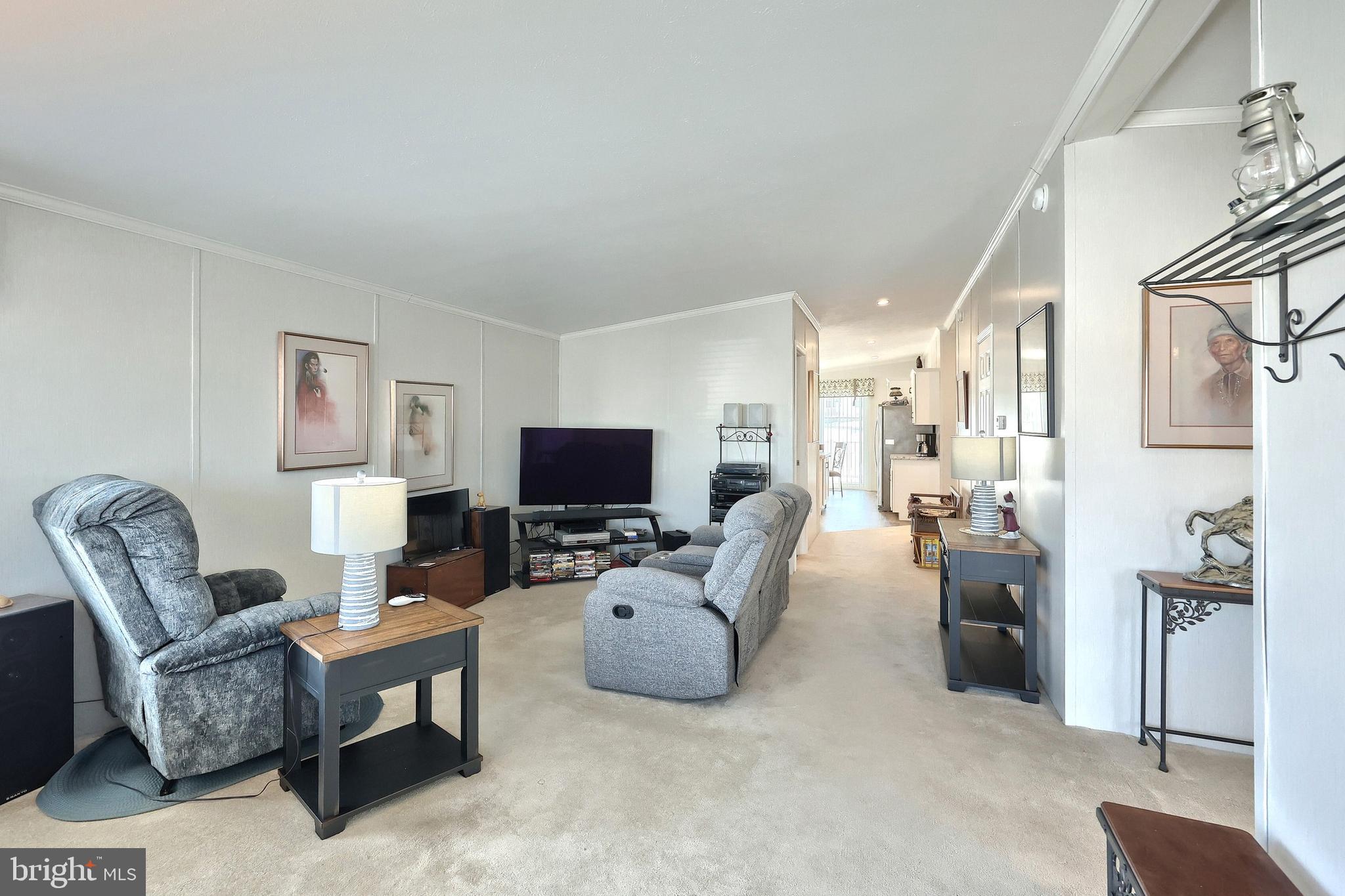 CRESTVIEW ACRES MHP - Residential