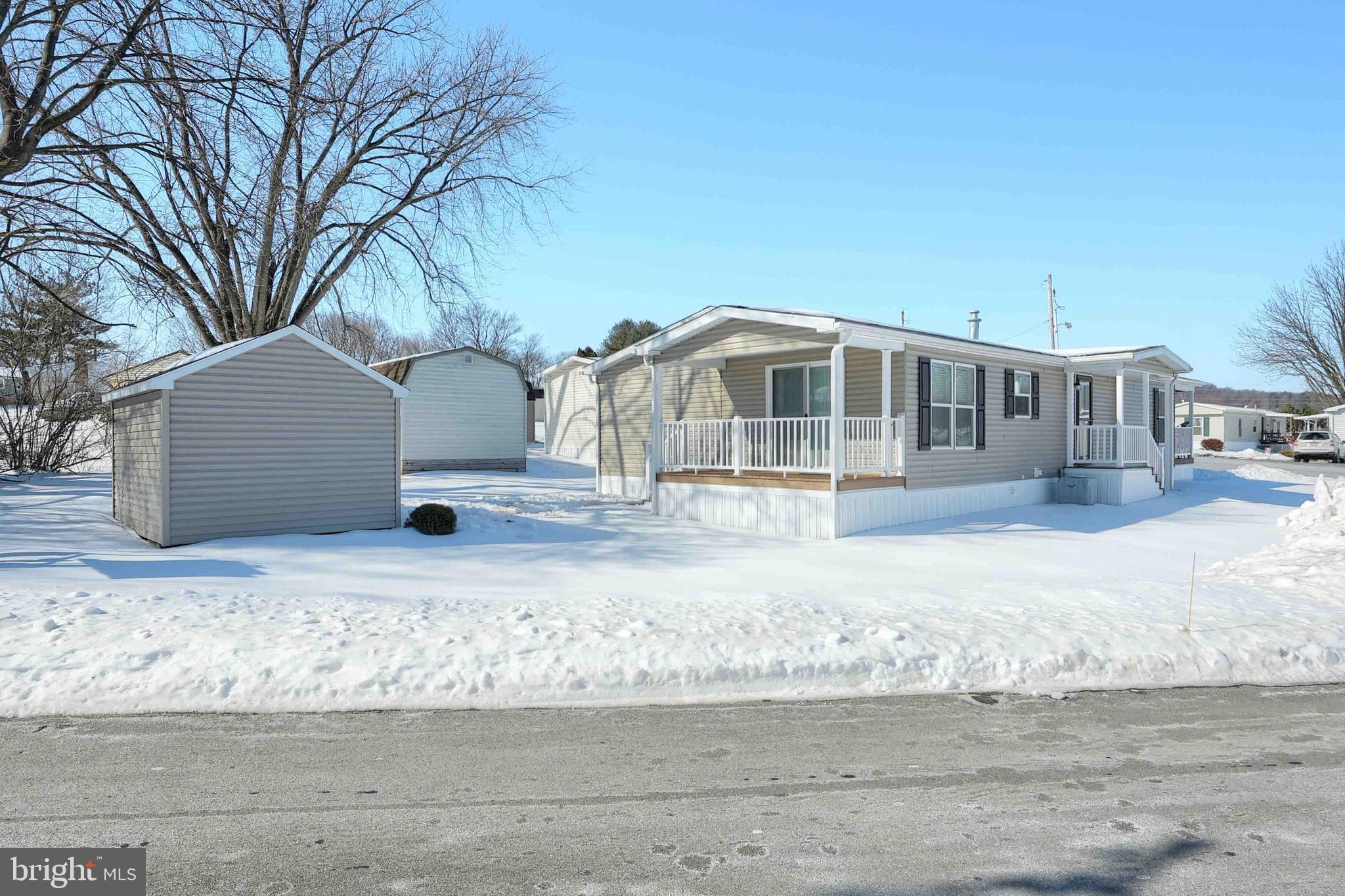 CRESTVIEW ACRES MHP - Residential