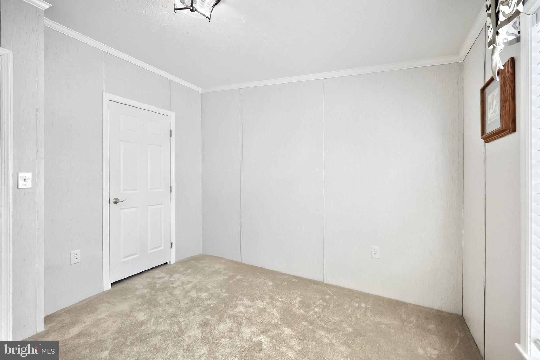 CRESTVIEW ACRES MHP - Residential