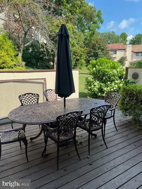 Baltimore, Maryland 21210, United States, 3 Bedrooms Bedrooms, ,4 BathroomsBathrooms,Residential,Contingent,50124