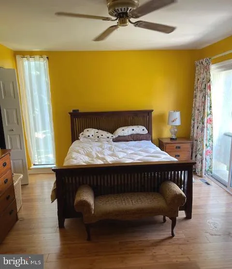 Baltimore, Maryland 21210, United States, 3 Bedrooms Bedrooms, ,4 BathroomsBathrooms,Residential,Contingent,50124