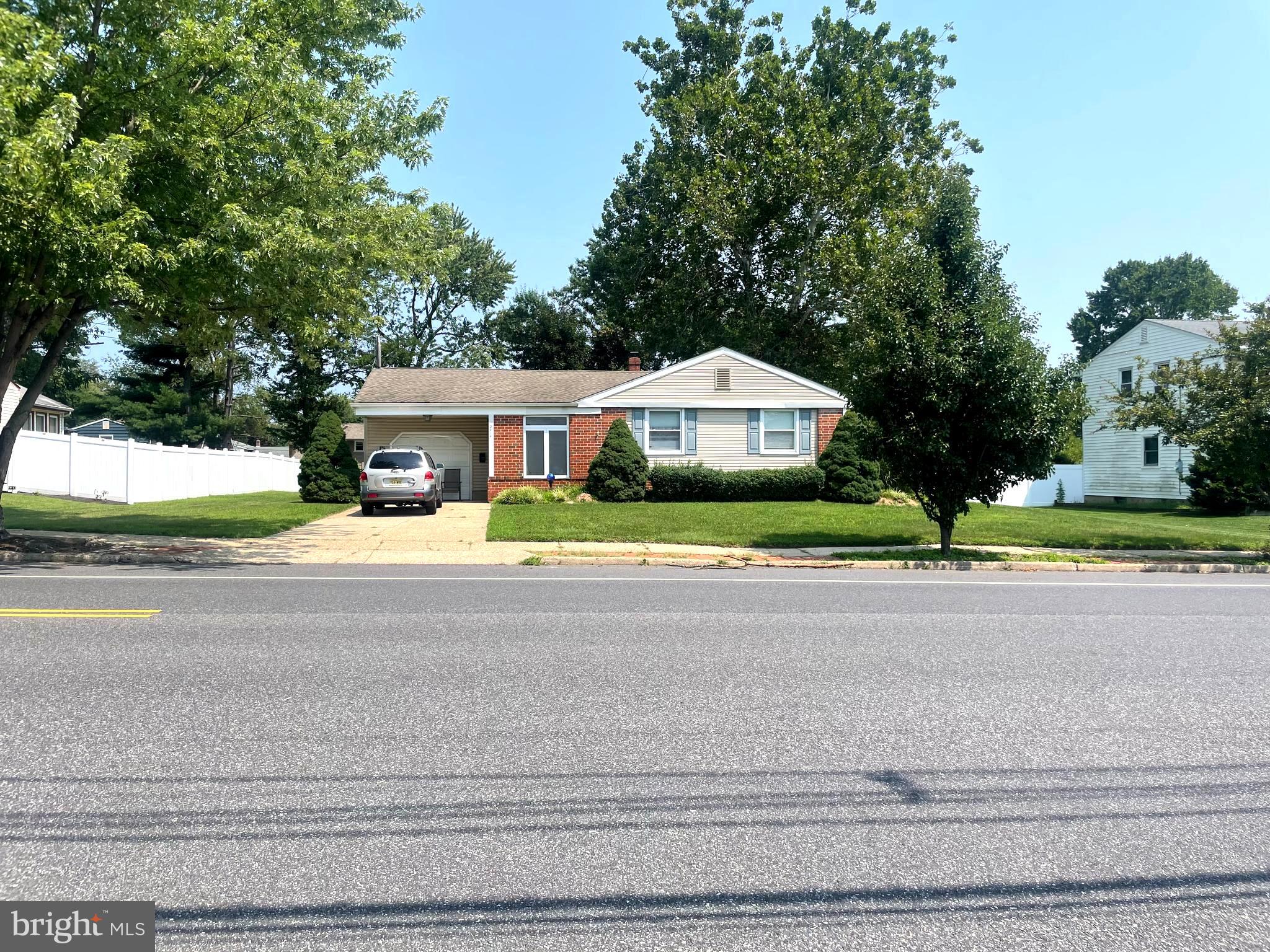 2414 NEW ALBANY ROAD