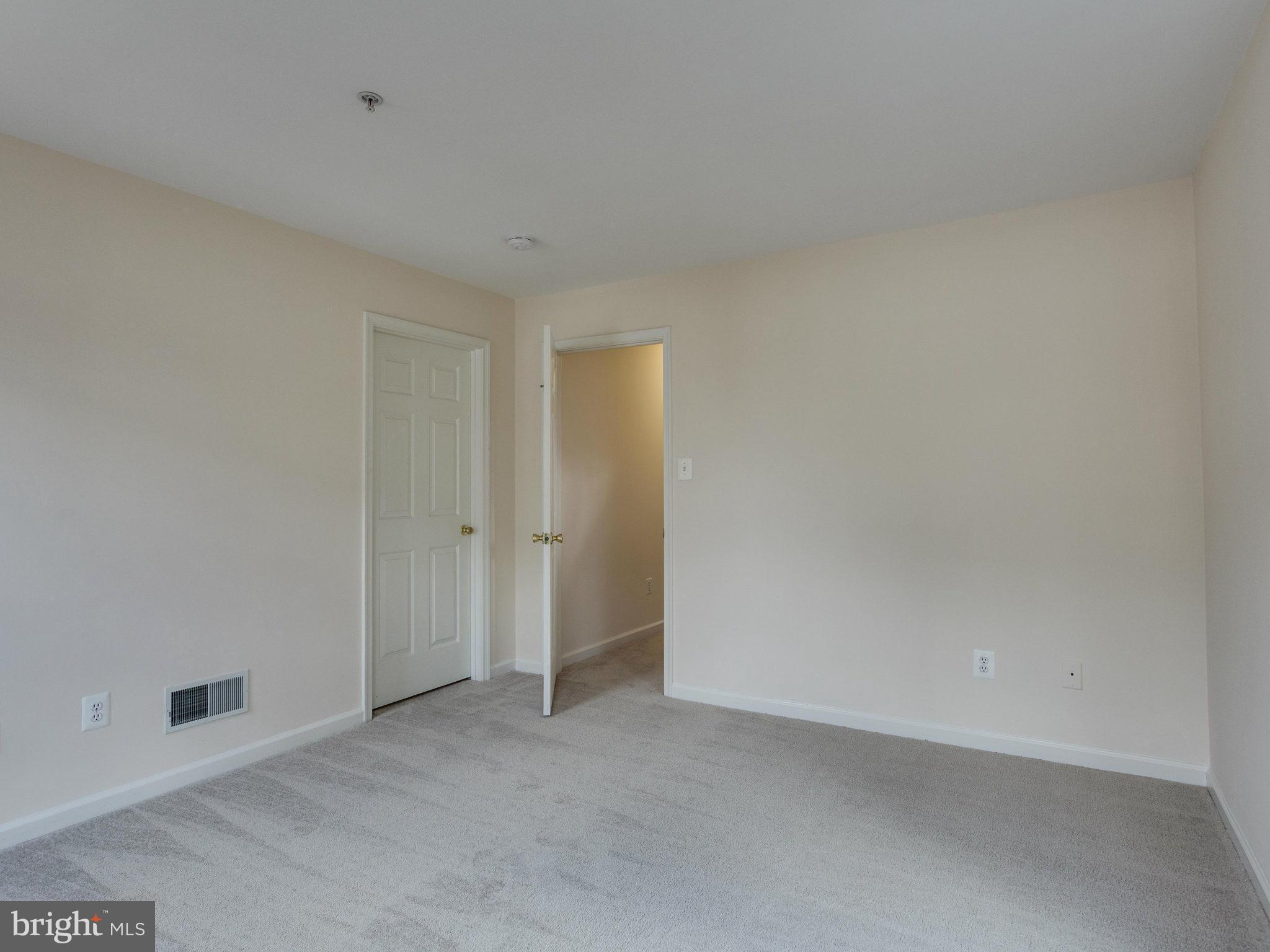 SUMMERS GROVE - Residential