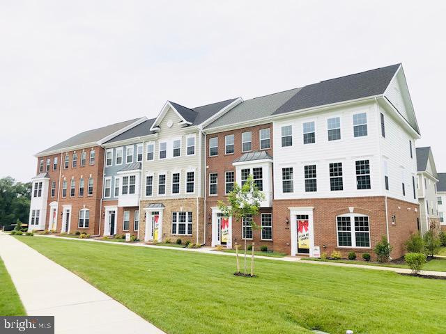 THE VILLAGES OF STEEPLECHASE - Residential