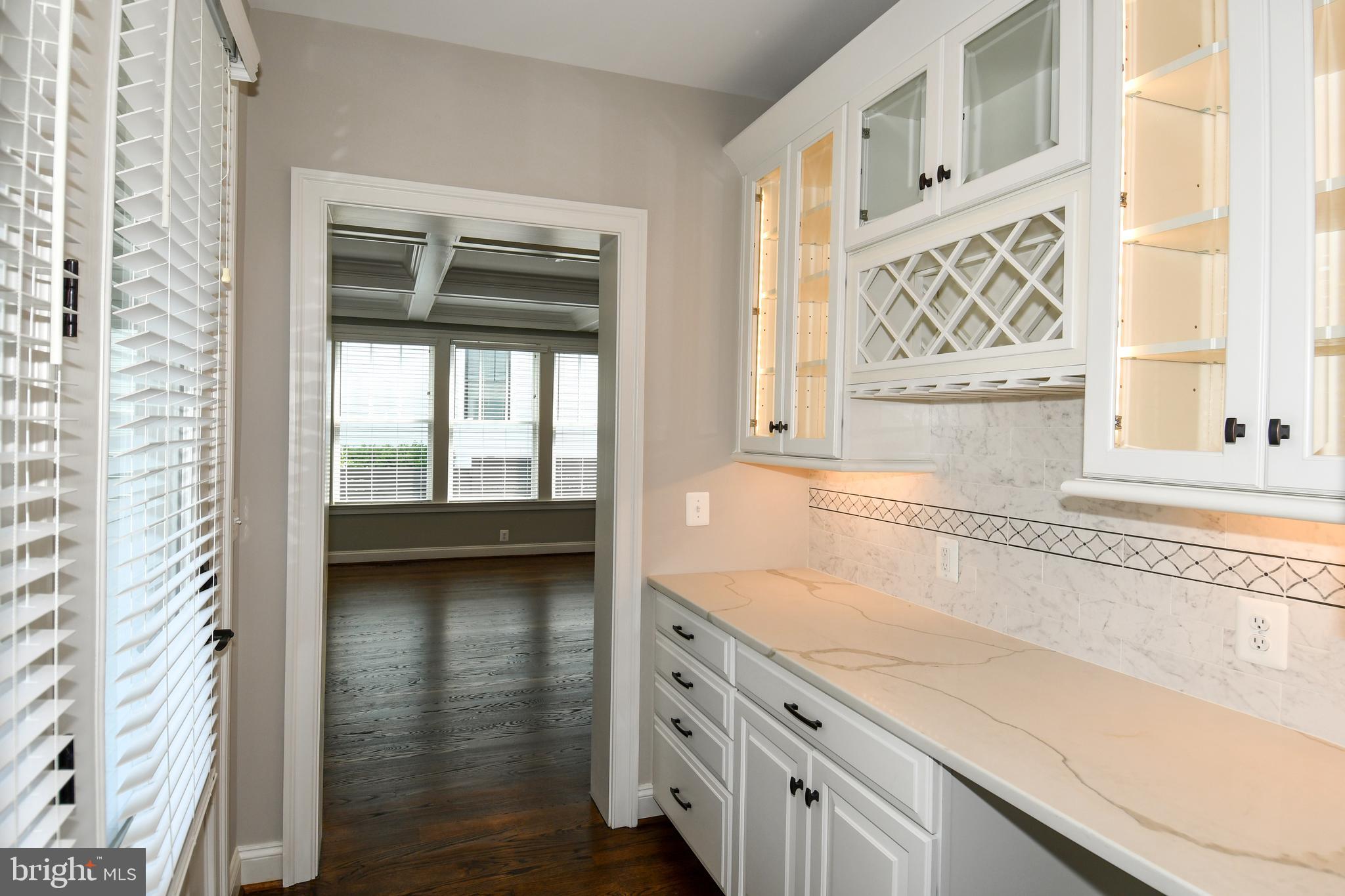 ABINGDON COURT - Residential Lease