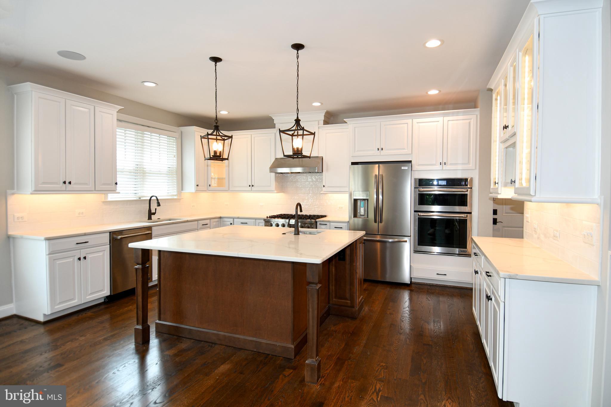 ABINGDON COURT - Residential Lease