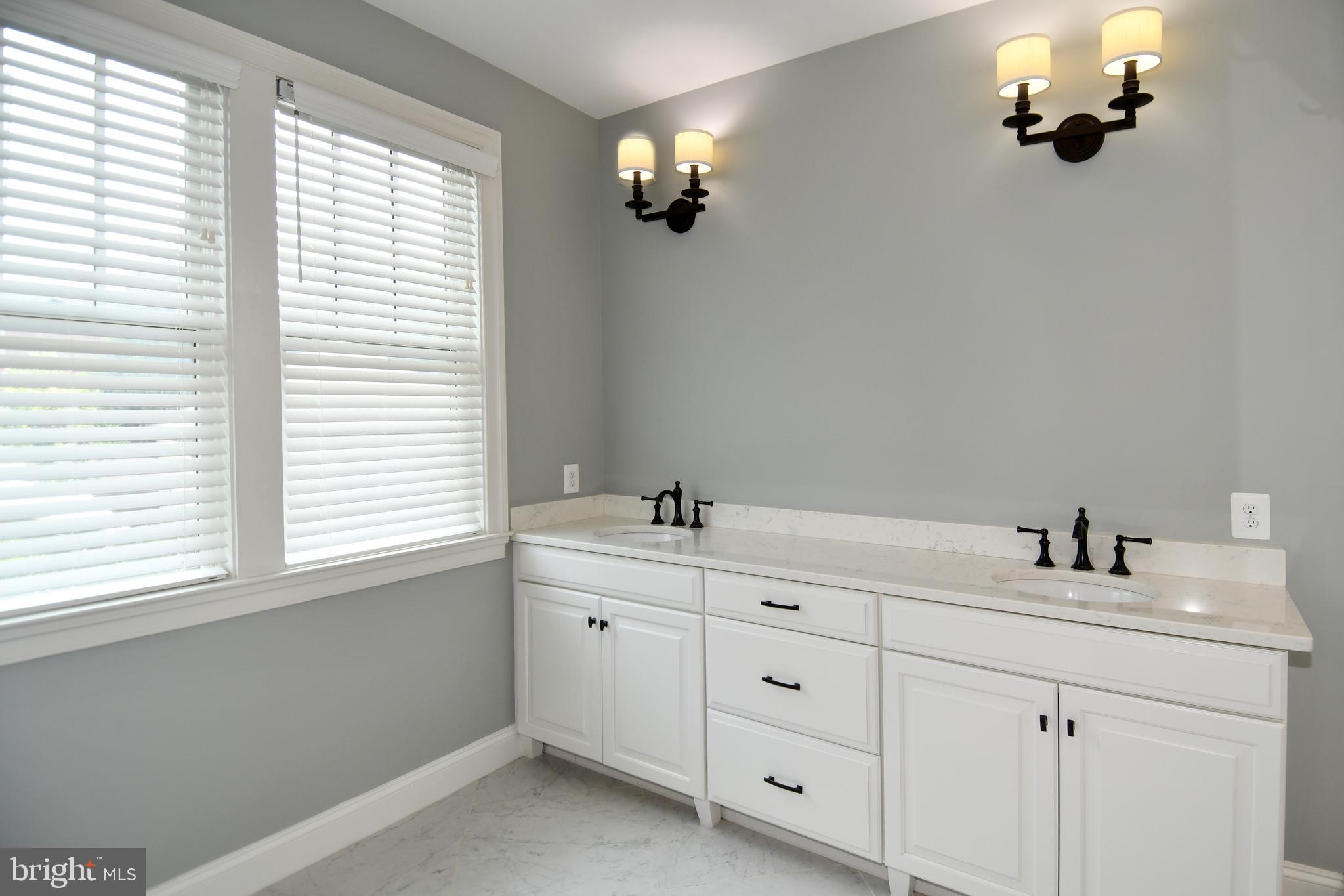 ABINGDON COURT - Residential Lease