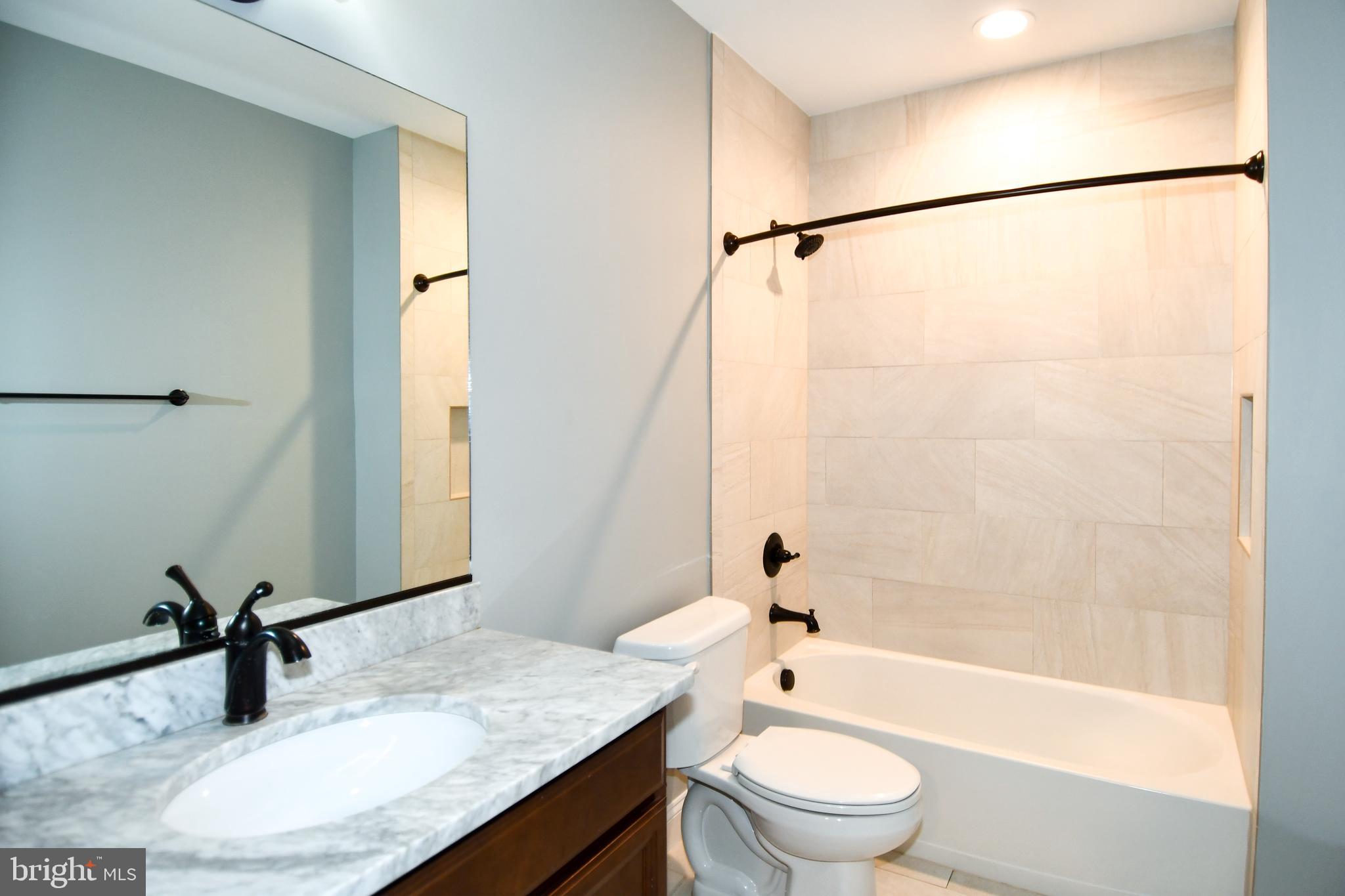 ABINGDON COURT - Residential Lease