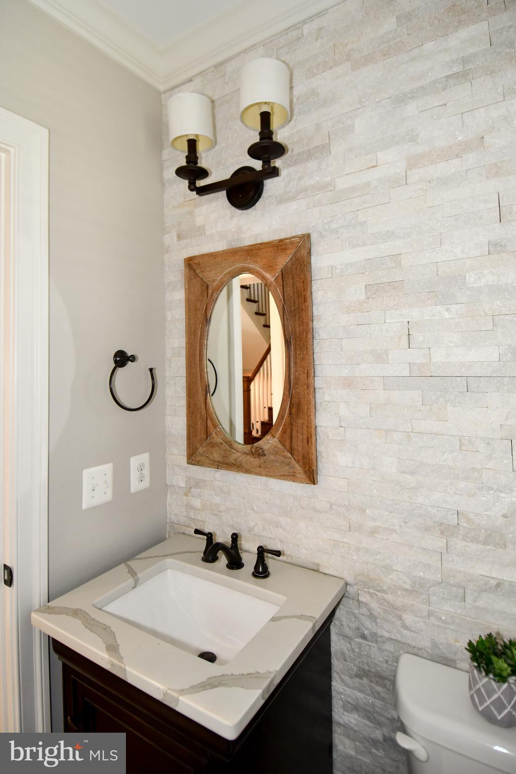 ABINGDON COURT - Residential Lease