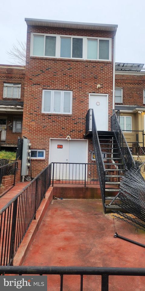 Photo of 3803 Minnesota Avenue NE, WASHINGTON, DC 20019 (MLS # DCDC2234812)