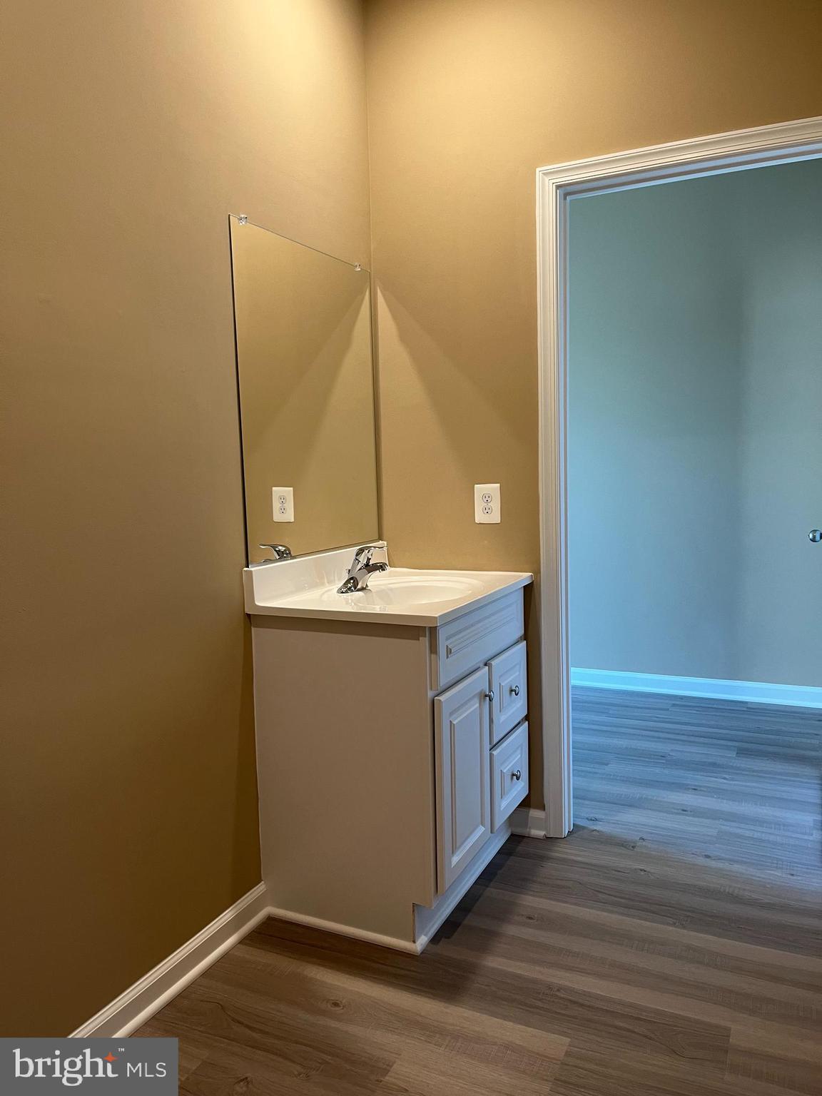 BROOKFIELD ON THE POTOMAC - Residential Lease