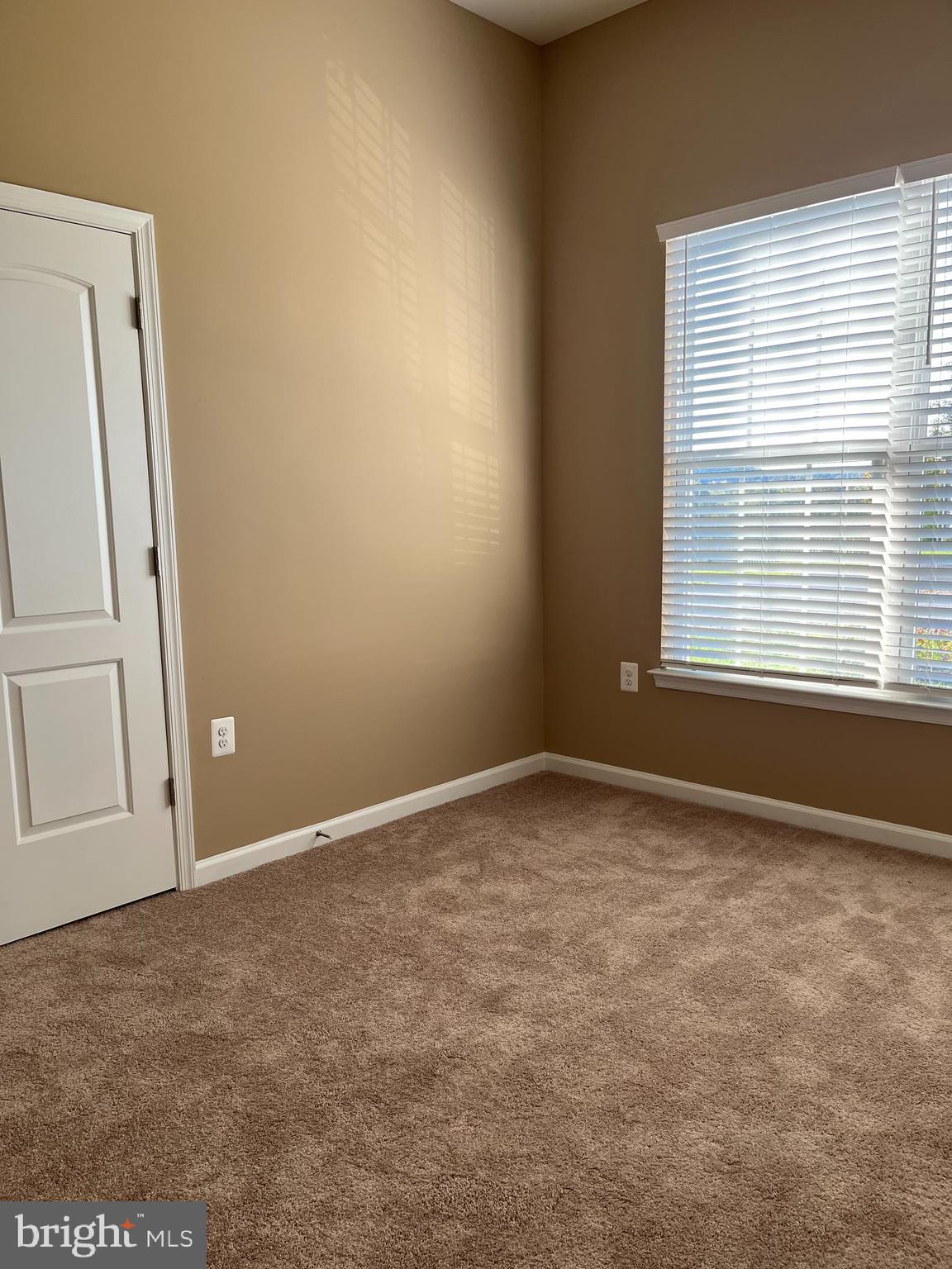 BROOKFIELD ON THE POTOMAC - Residential Lease