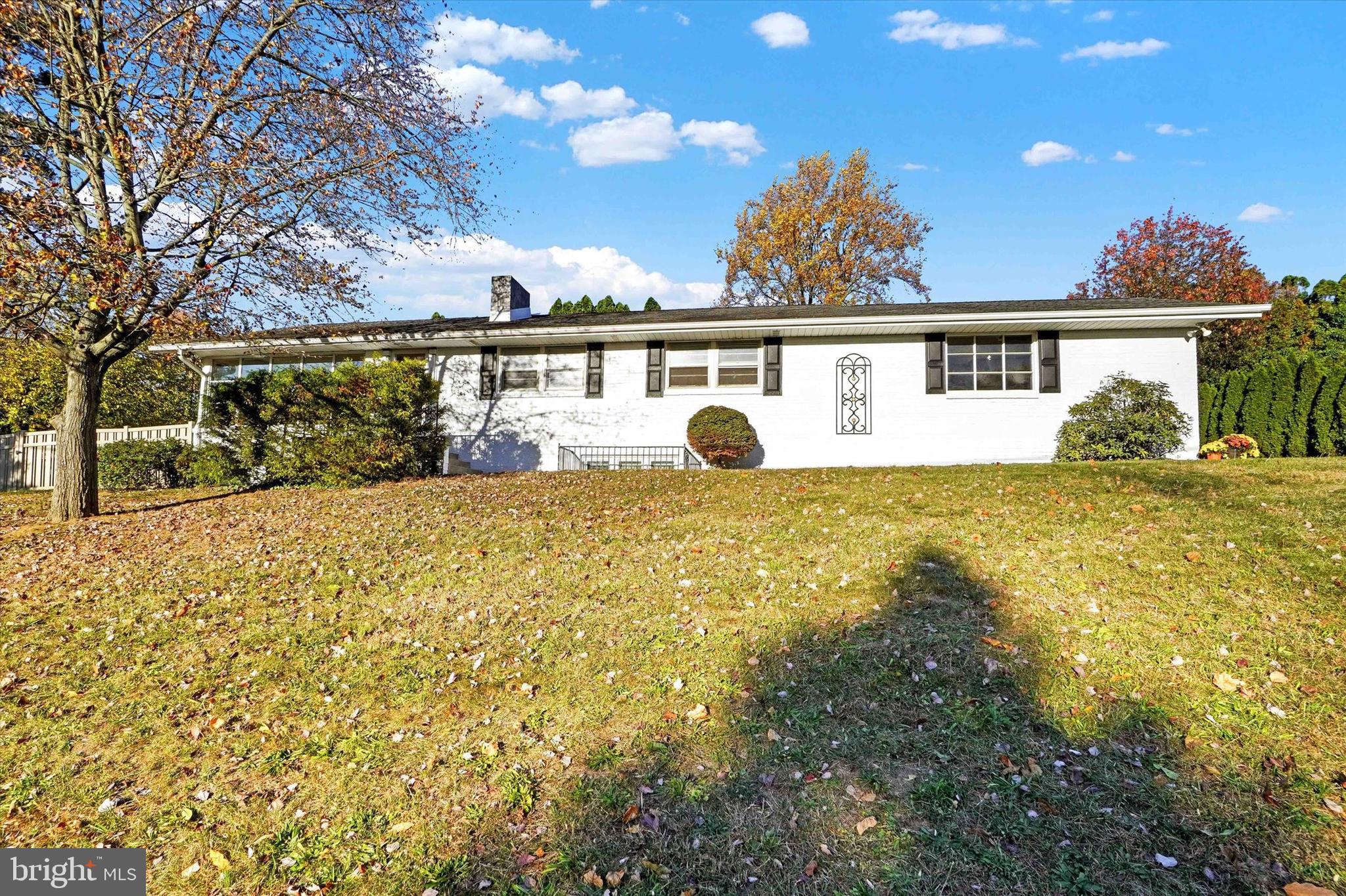 MIDLAND-HOLLYWOOD - Residential