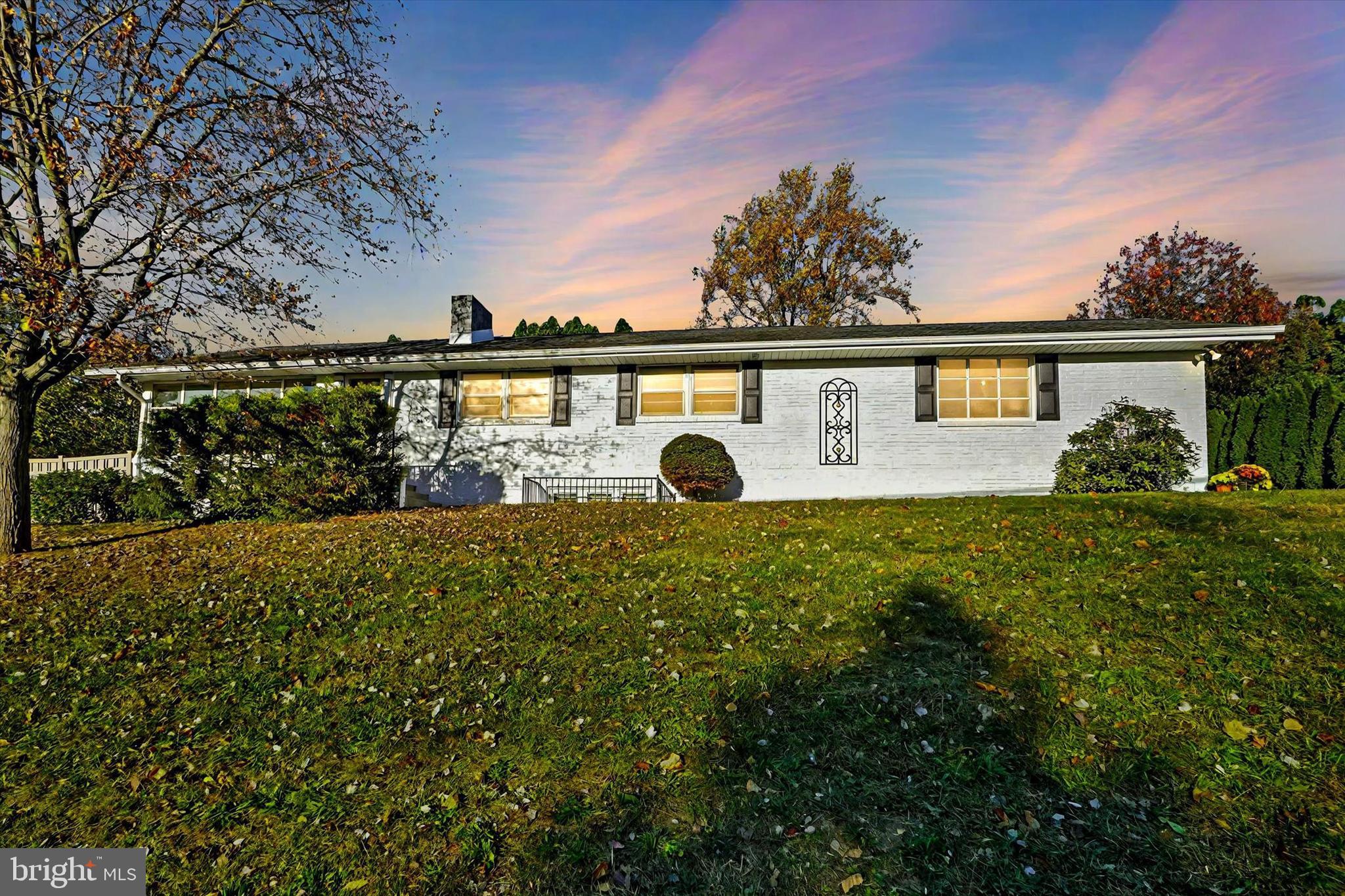 MIDLAND-HOLLYWOOD - Residential