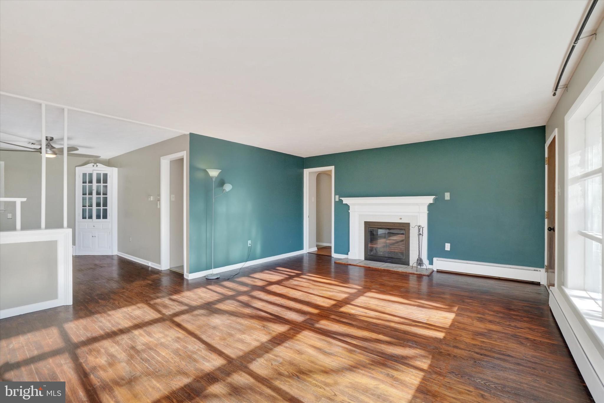 MIDLAND-HOLLYWOOD - Residential