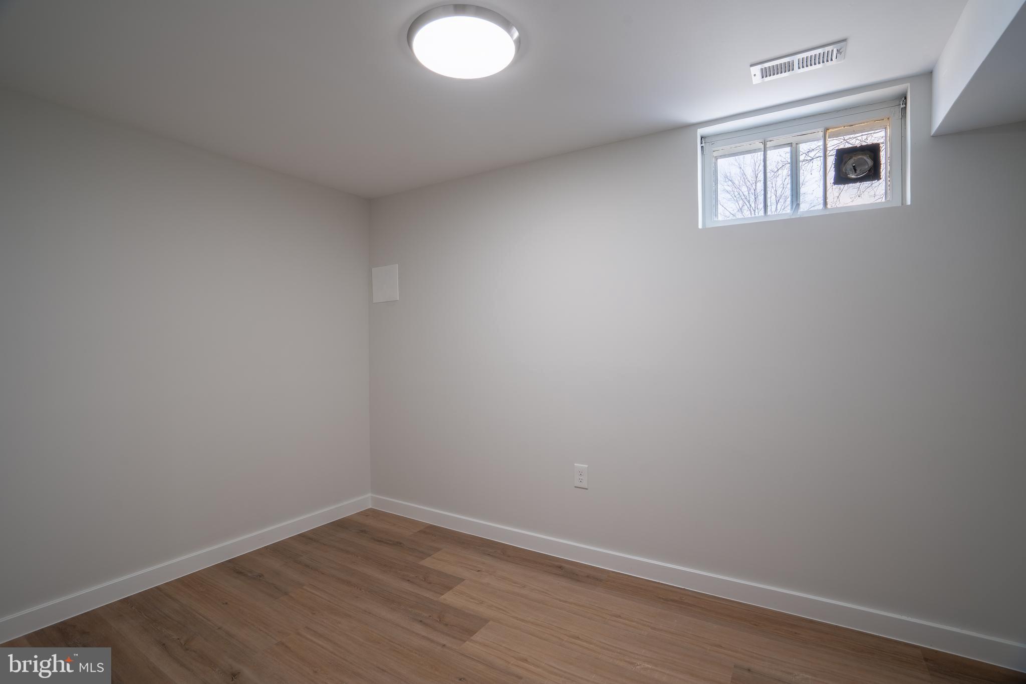 GARDENVILLE - Residential