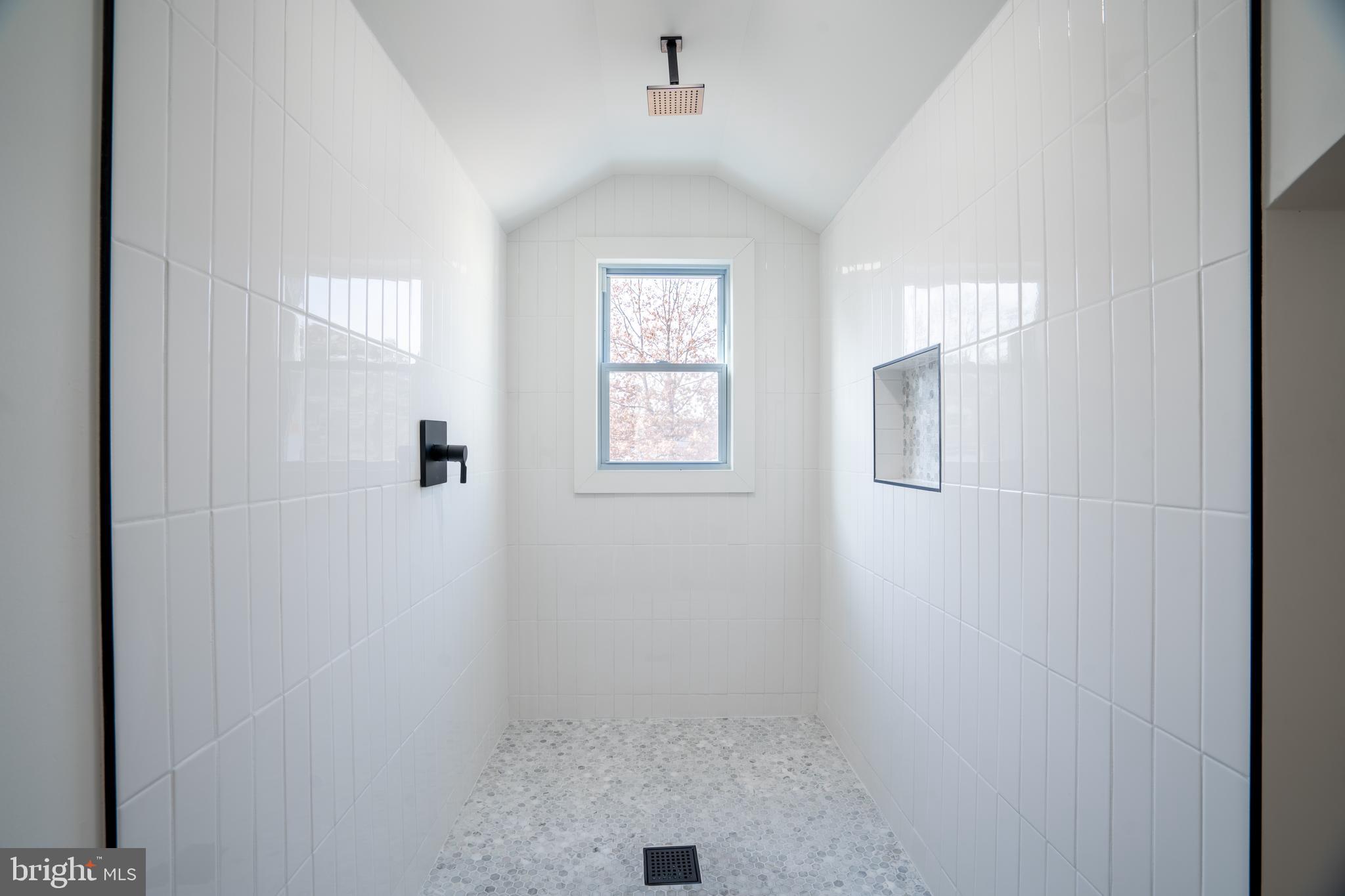 GARDENVILLE - Residential