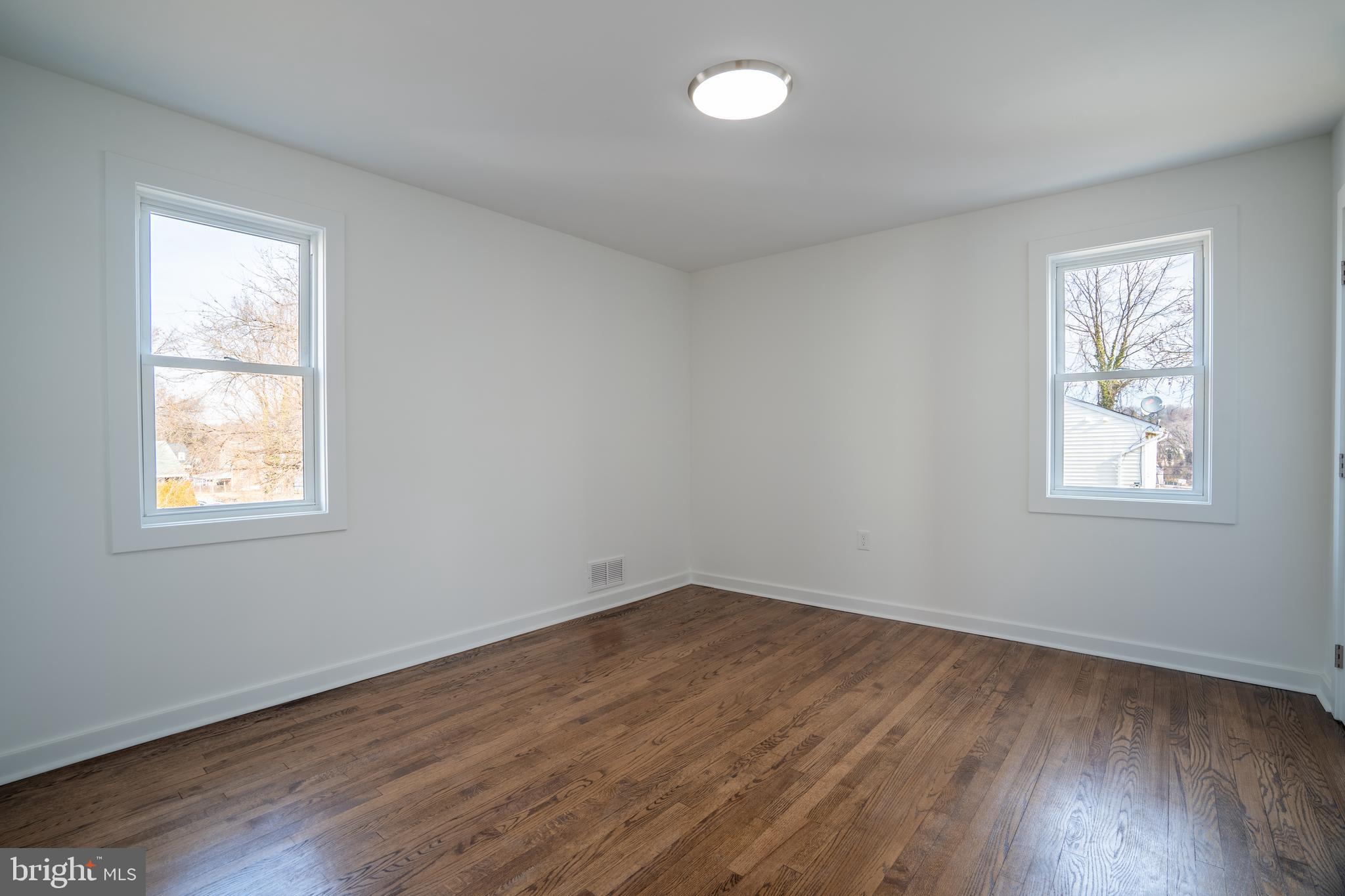 GARDENVILLE - Residential