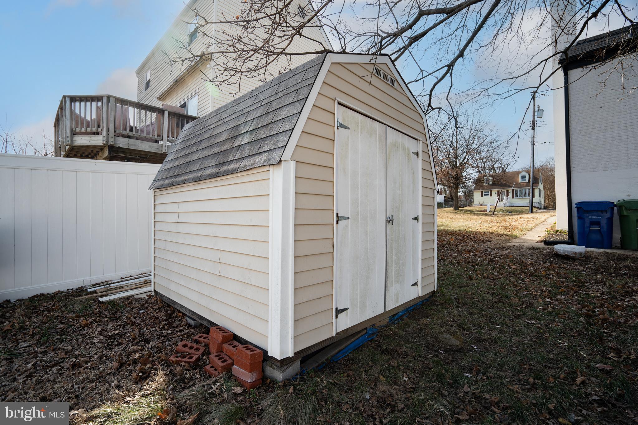 GARDENVILLE - Residential