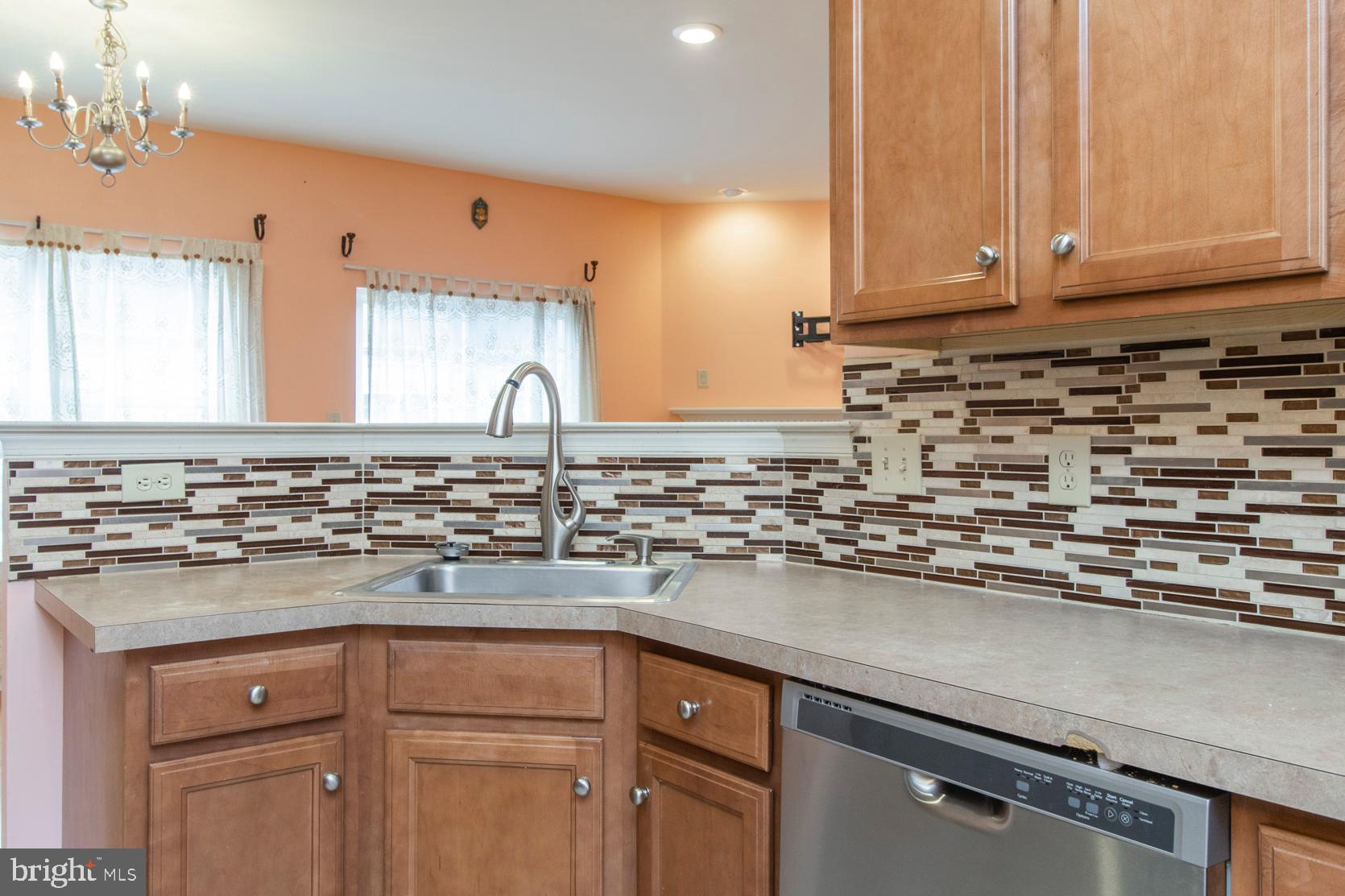 MONROE COURT - Residential Lease